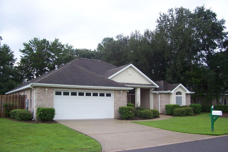 Makes Life Worth Living! Gated Community in Magnolia Plantation,BWB. Open Floor plan is Bright and Airy. Two Living Areas, 10 foot ceilings. Tile Entrance Foyer opens to one Living area with double French Doors to Screened Porch. Good size Dining Area to left. Door from Living Room opens to Spacious Kitchen with Breakfast Bar, Breakfast nook with 42'' Cabinets. The Second living area with Gas Fireplace. Large Master Bedroom with Master Bath whirlpool tub, separate shower, Double vanity. Master Bedroom has 2 walk-in closets. Split Bedroom,2 bedrooms share Full Bath. 2nd bedroom has laminate wood floor. 3rd bedroom has separate full bathroom. Light and Bright. Fenced Yard. Paver patio.