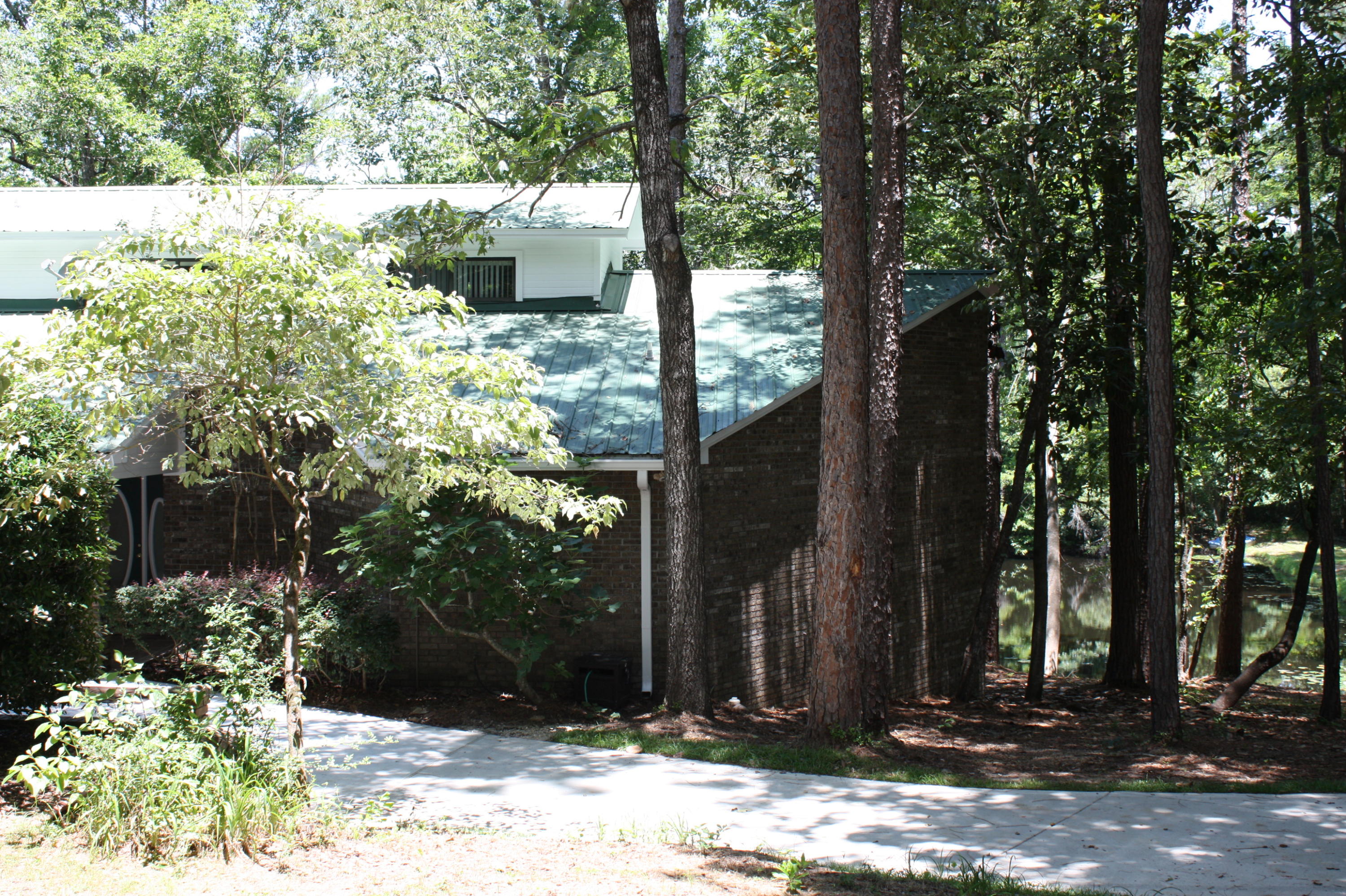 LAURELWOOD ESTATES - Residential