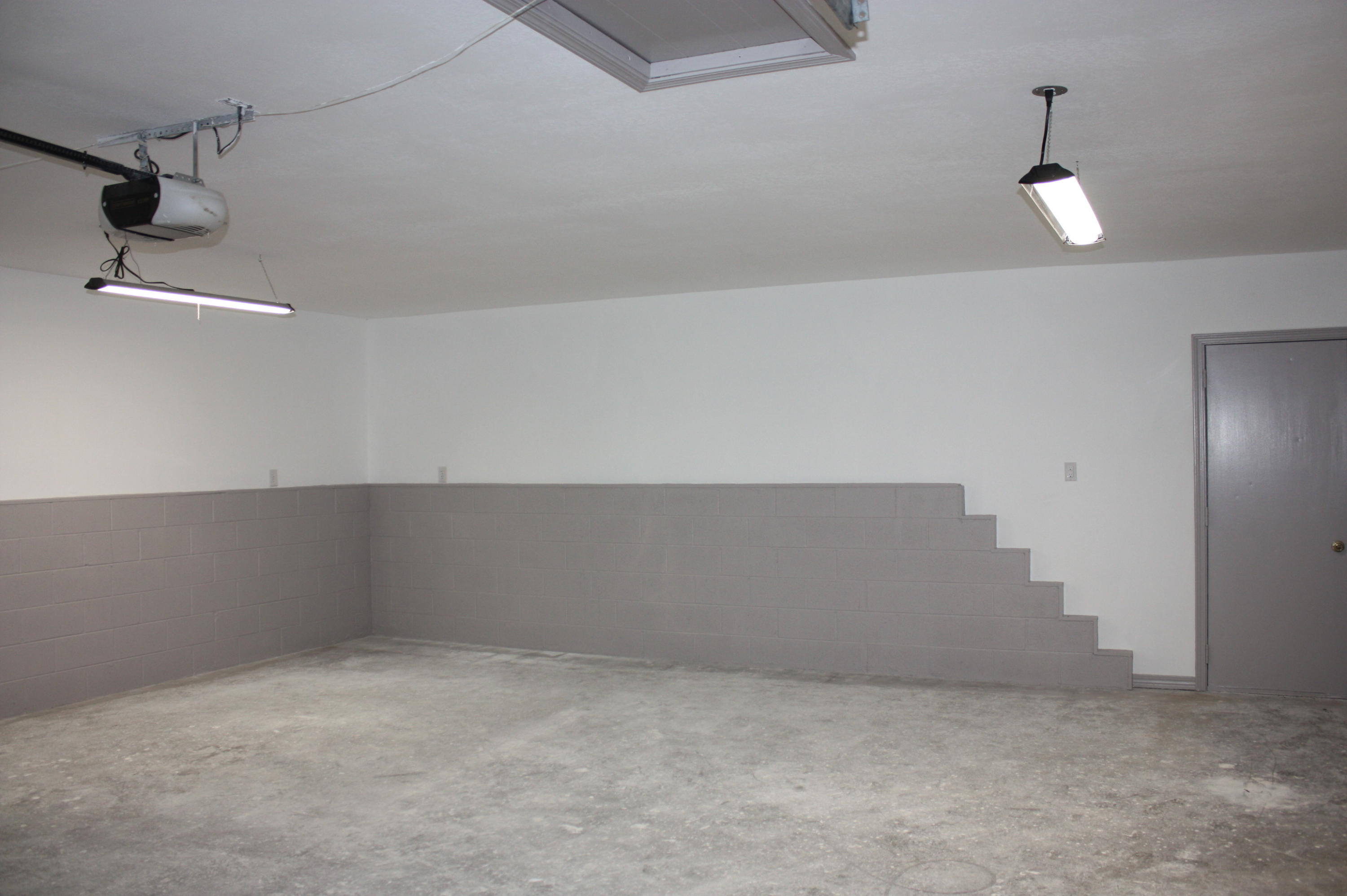 LAURELWOOD ESTATES - Residential