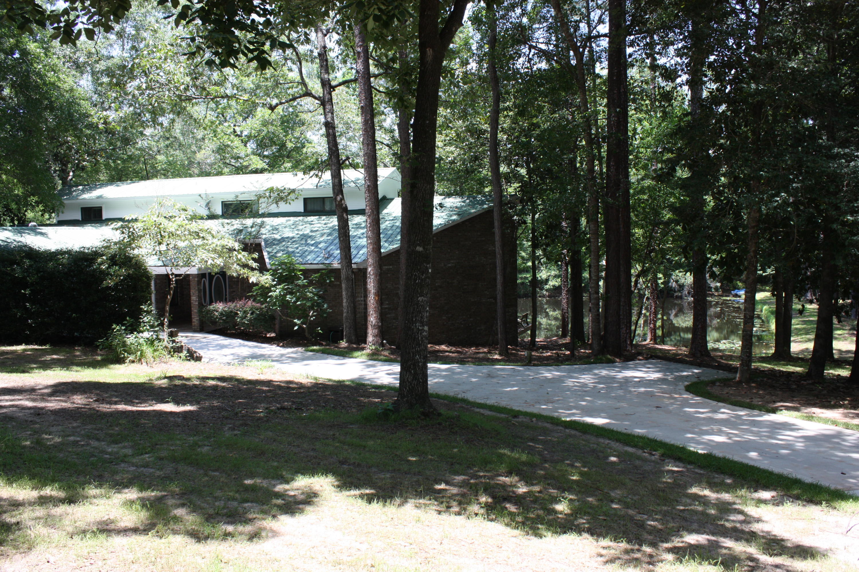 LAURELWOOD ESTATES - Residential