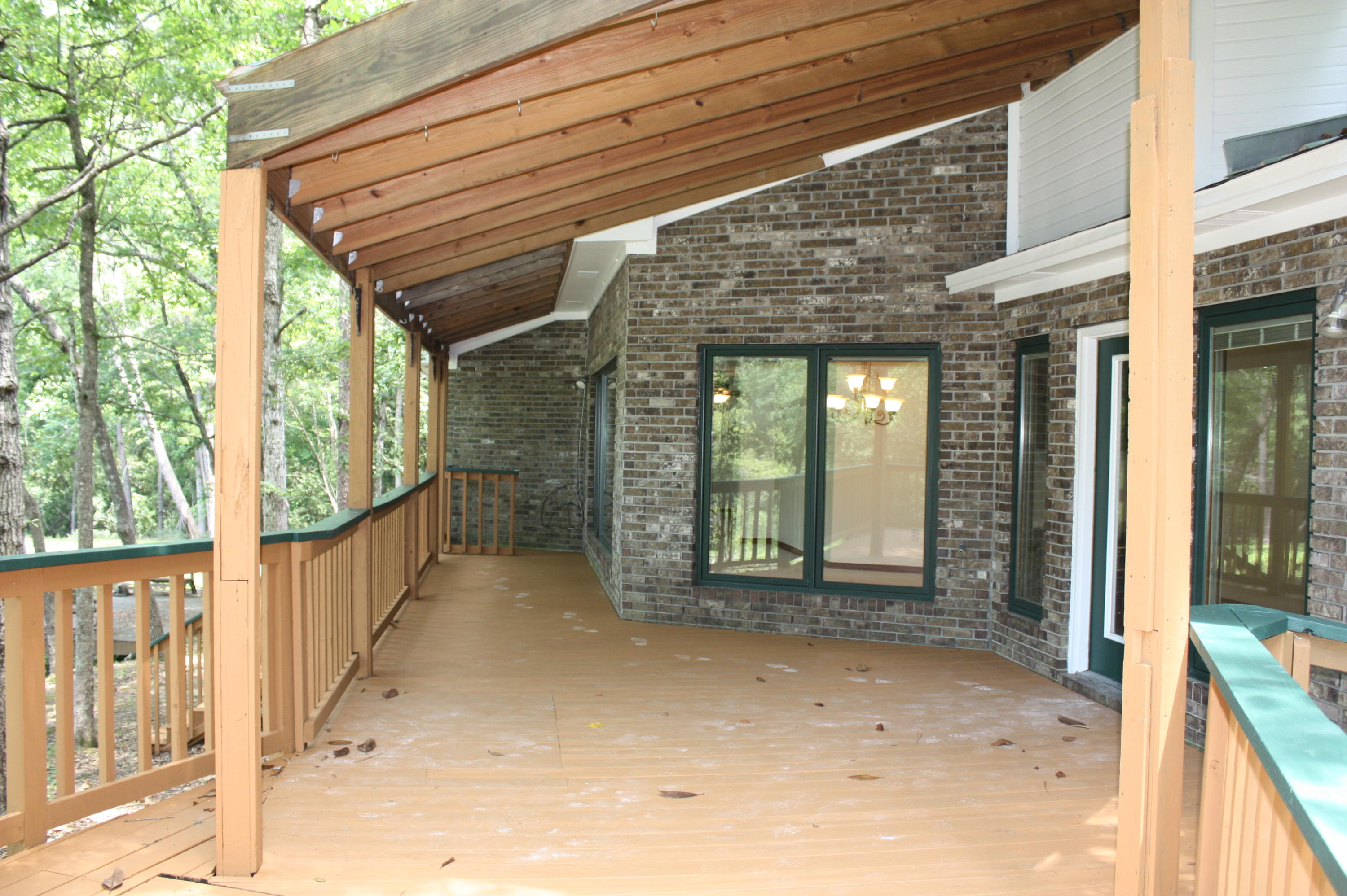 LAURELWOOD ESTATES - Residential