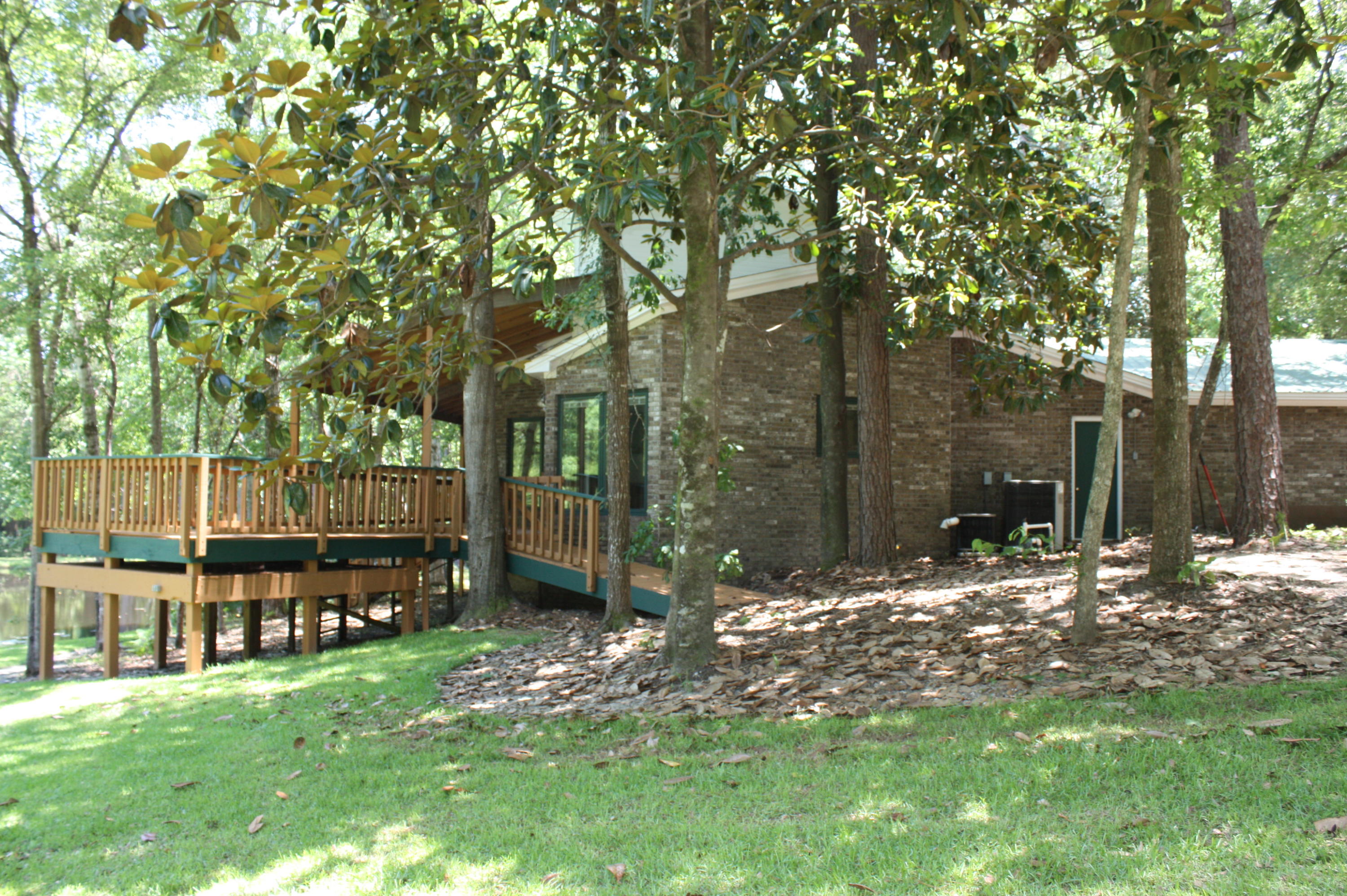 LAURELWOOD ESTATES - Residential