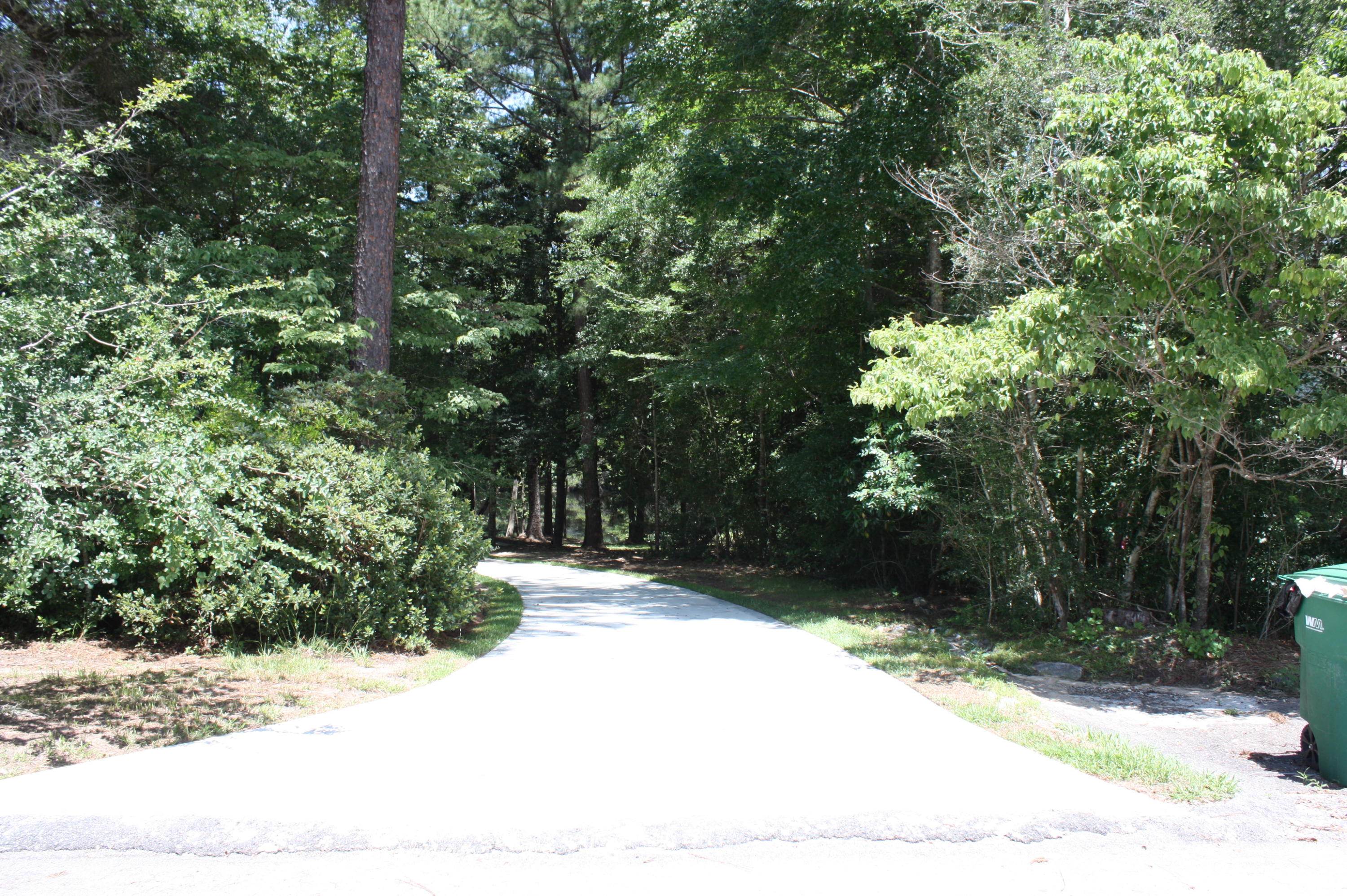 LAURELWOOD ESTATES - Residential