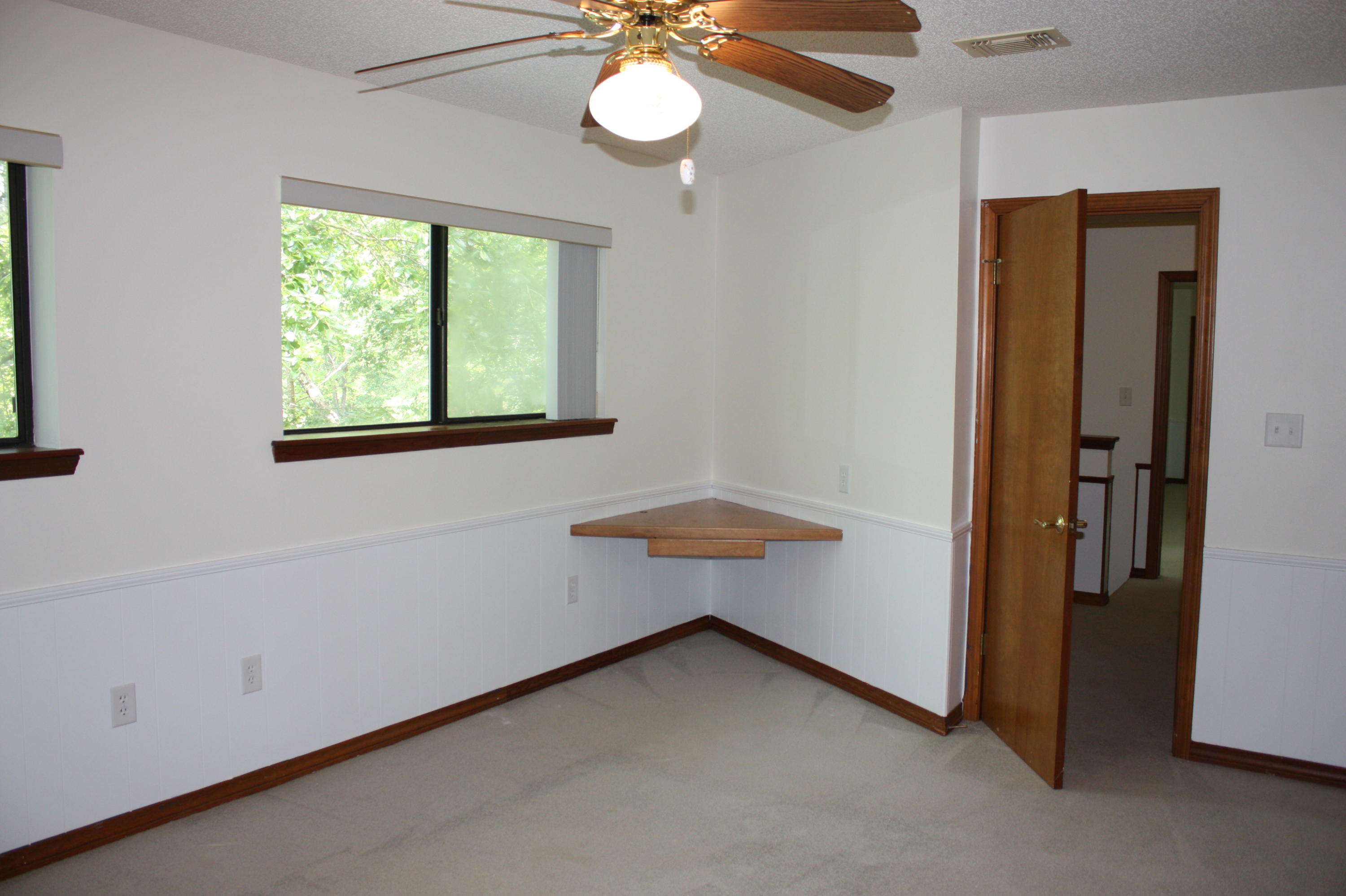 LAURELWOOD ESTATES - Residential