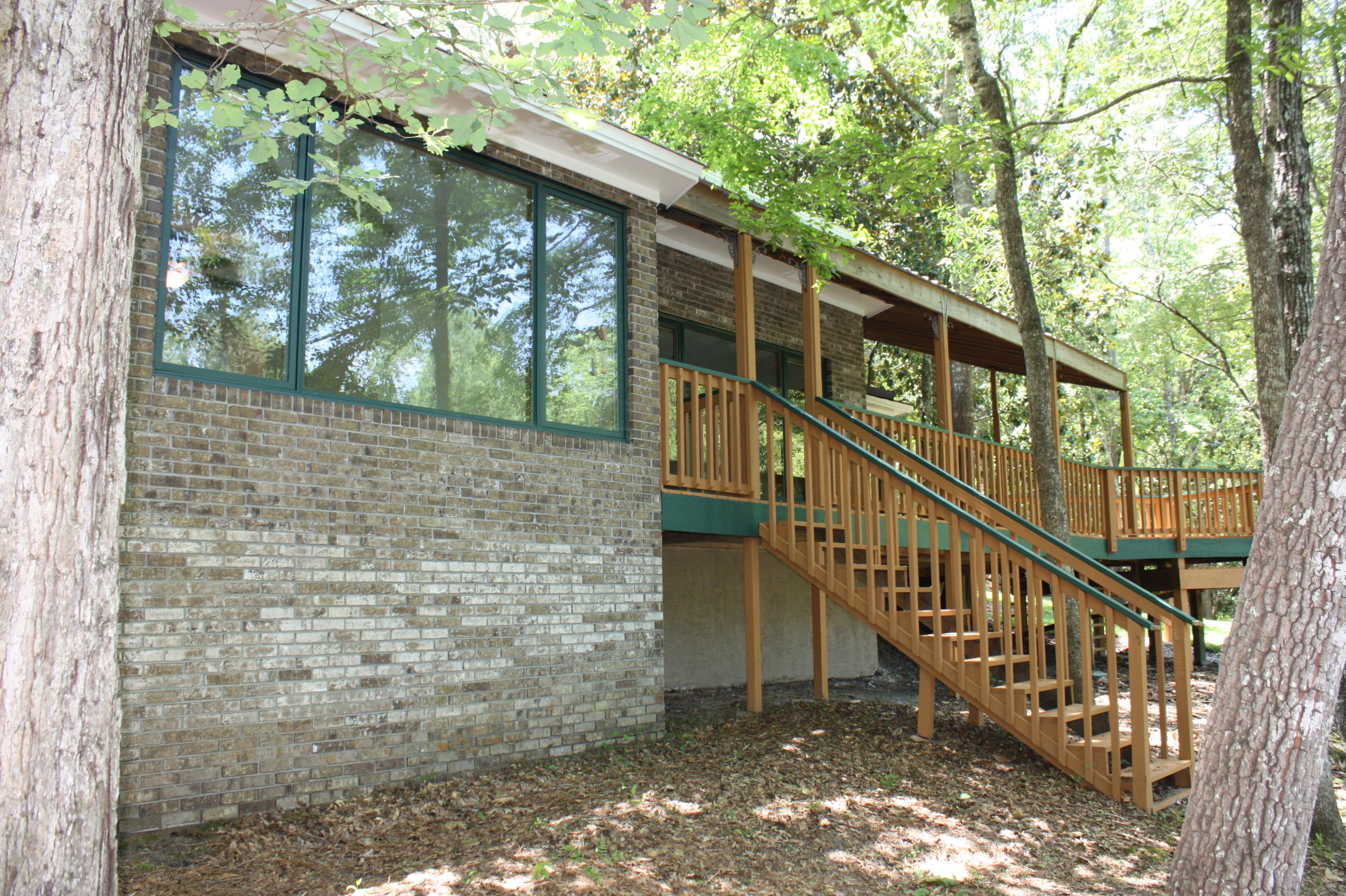 LAURELWOOD ESTATES - Residential