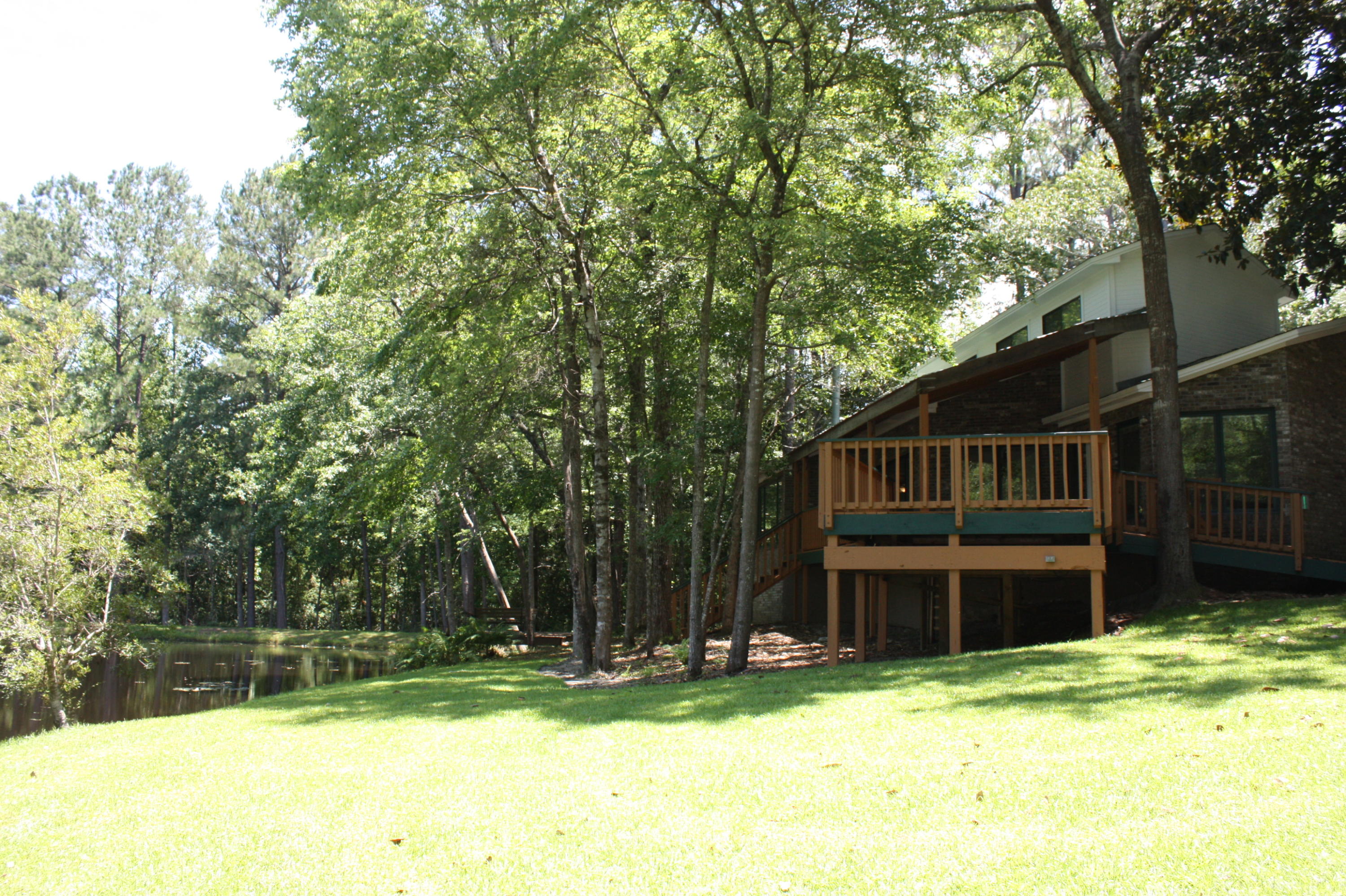 LAURELWOOD ESTATES - Residential