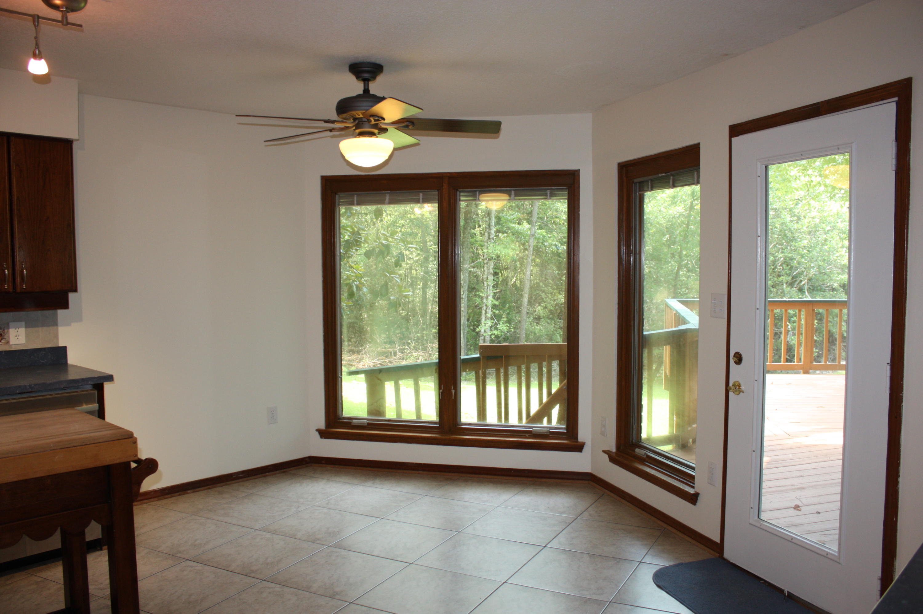 LAURELWOOD ESTATES - Residential