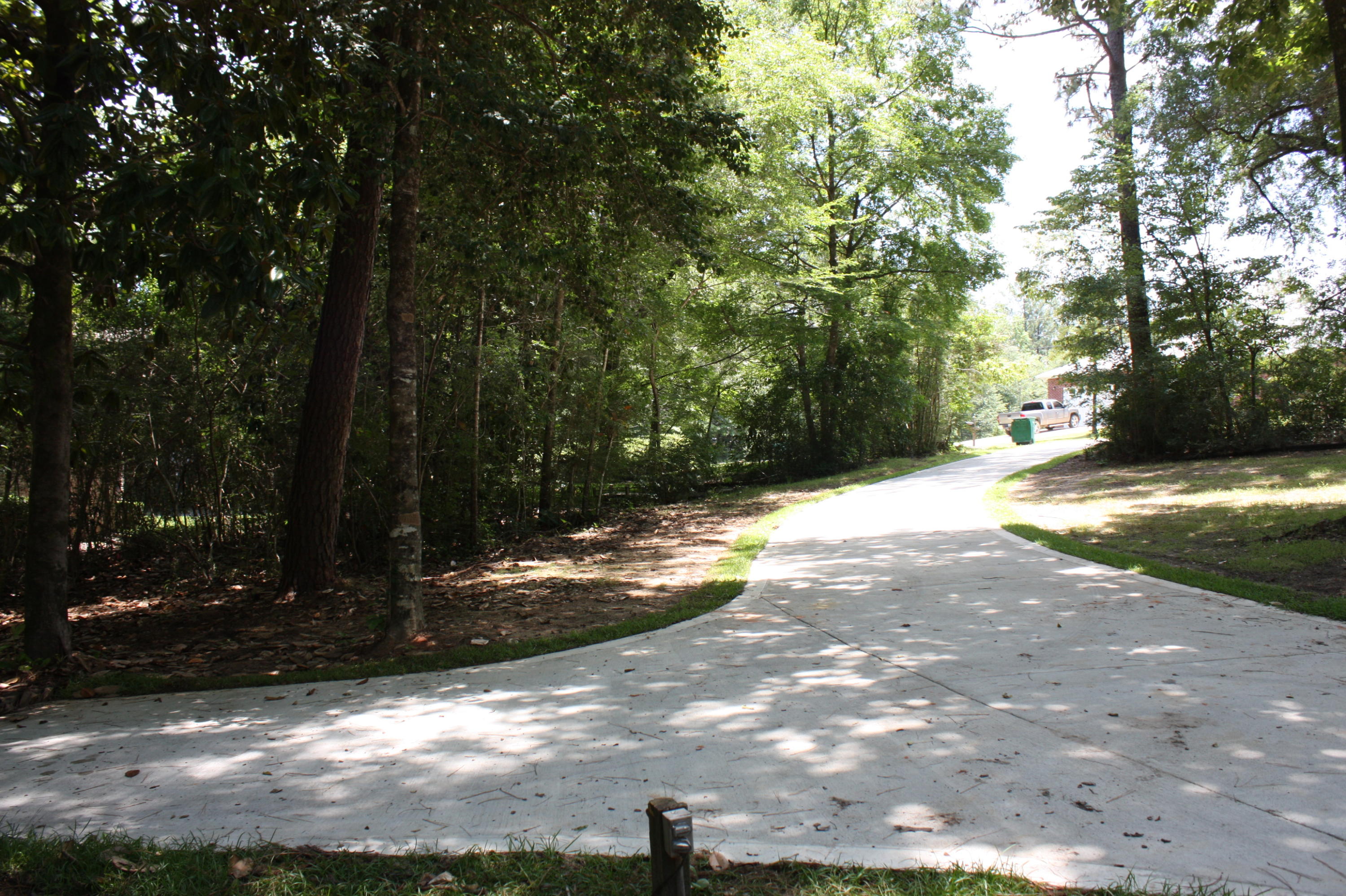 LAURELWOOD ESTATES - Residential