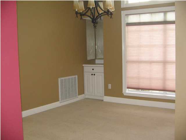 BISCAYNE POINTE - Residential