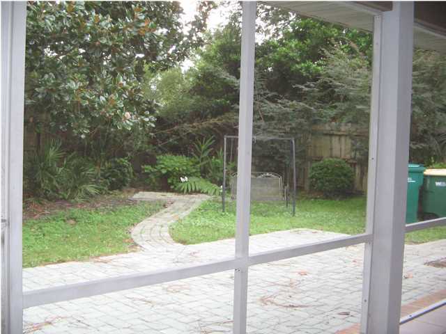 BISCAYNE POINTE - Residential