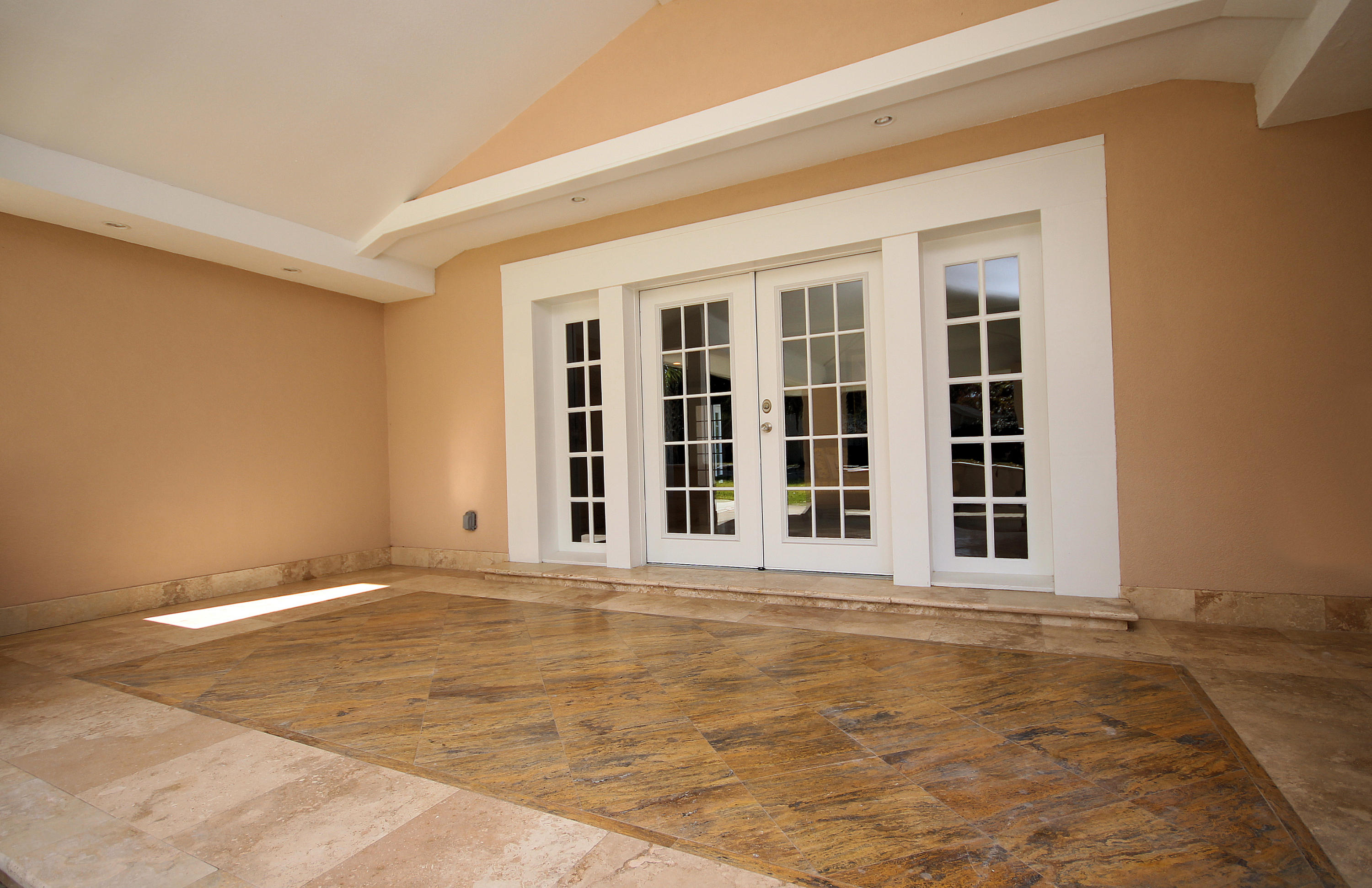 KELL-AIRE GARDENS - Residential