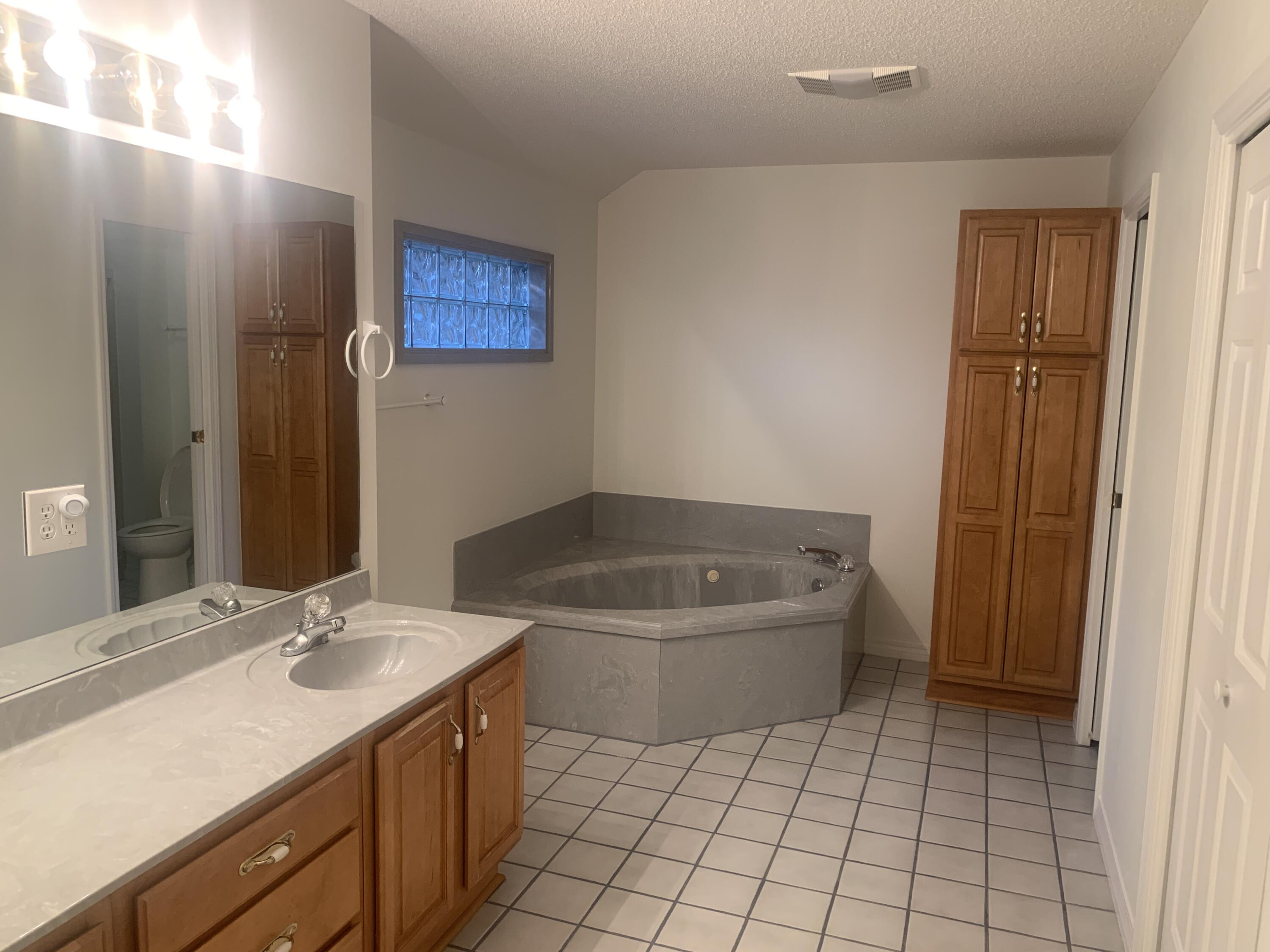 Rocky Bayou Estates Lake Way Fair Way - Residential Lease