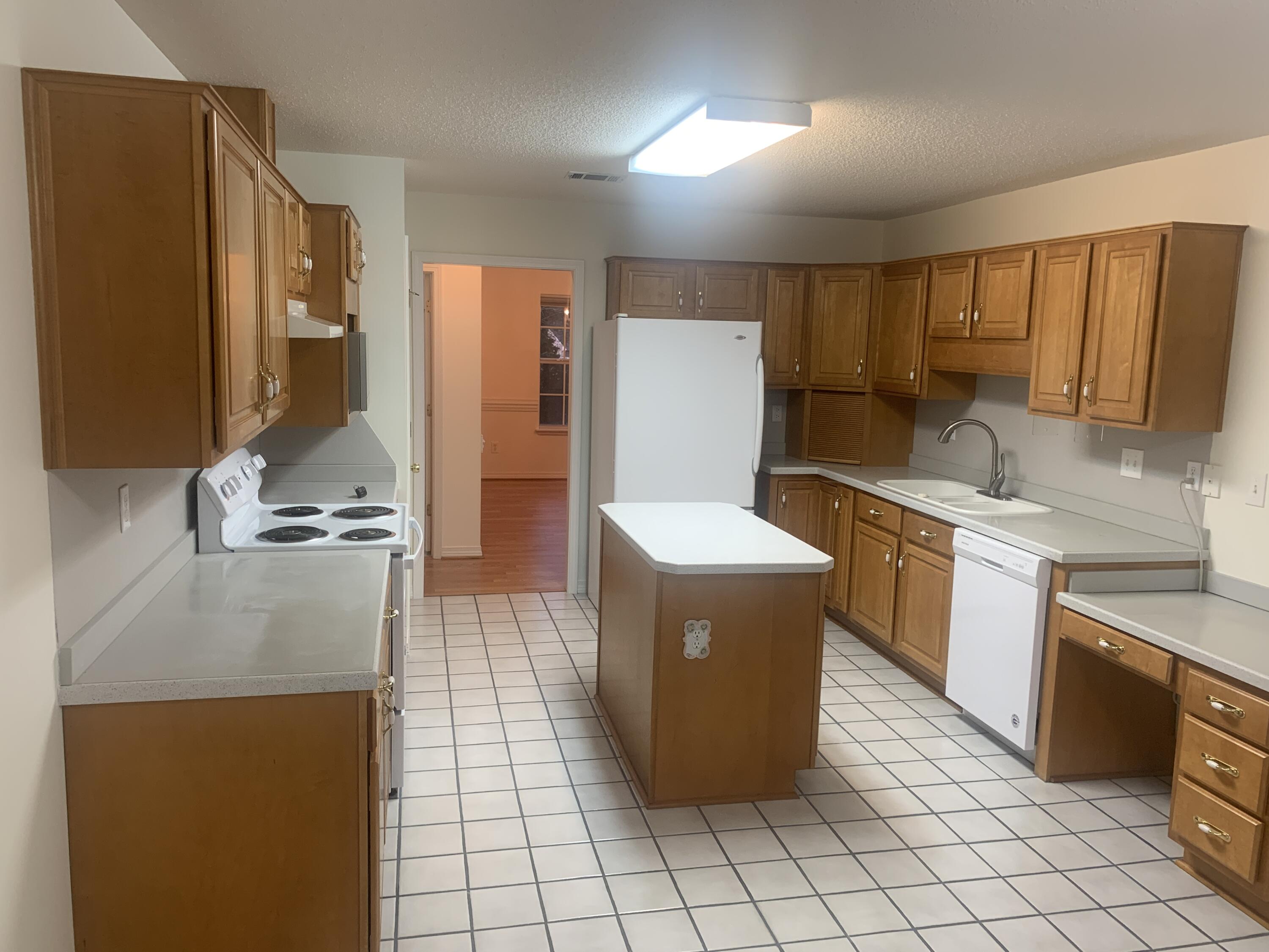 Rocky Bayou Estates Lake Way Fair Way - Residential Lease