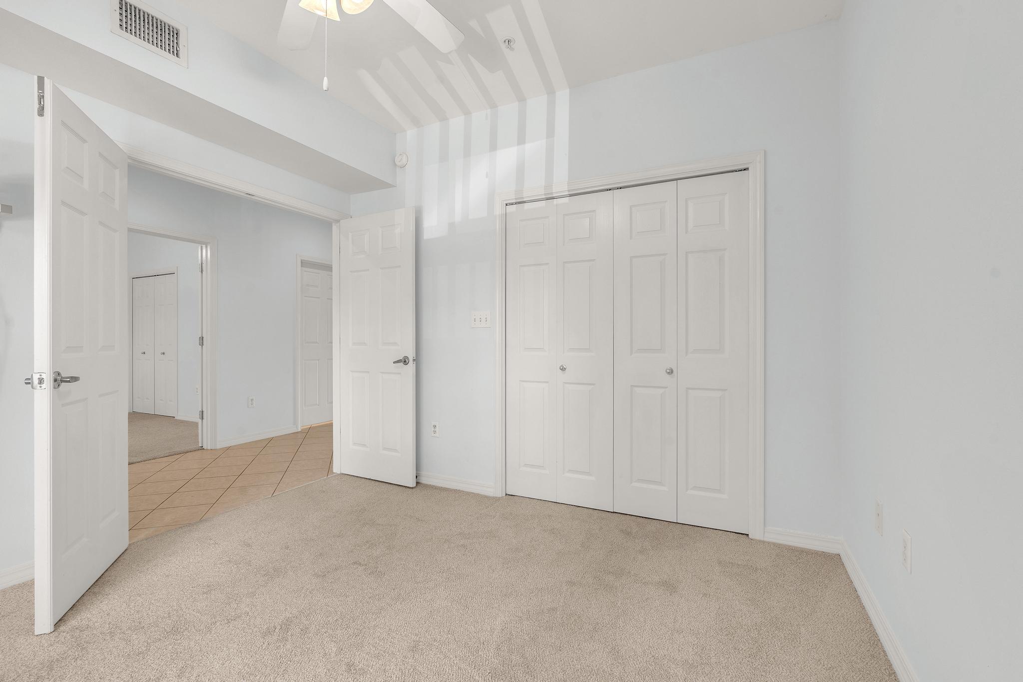 LAKESIDE CONDO AT BLUEWATER BAY - Residential Lease