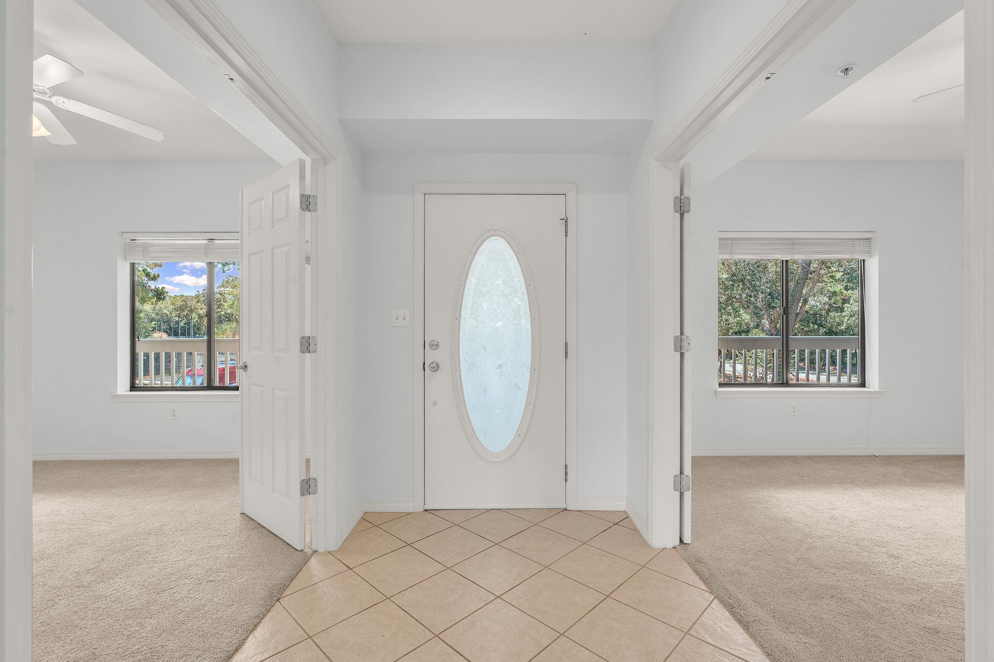 LAKESIDE CONDO AT BLUEWATER BAY - Residential Lease