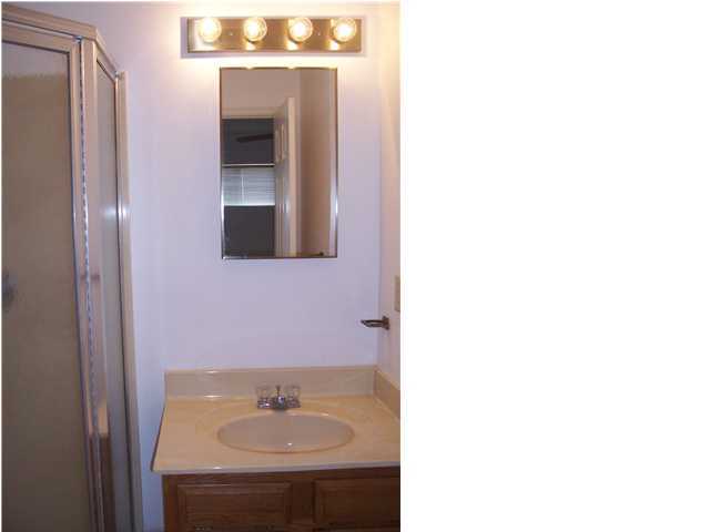 WATER OAKS 4 T/H - Residential Lease