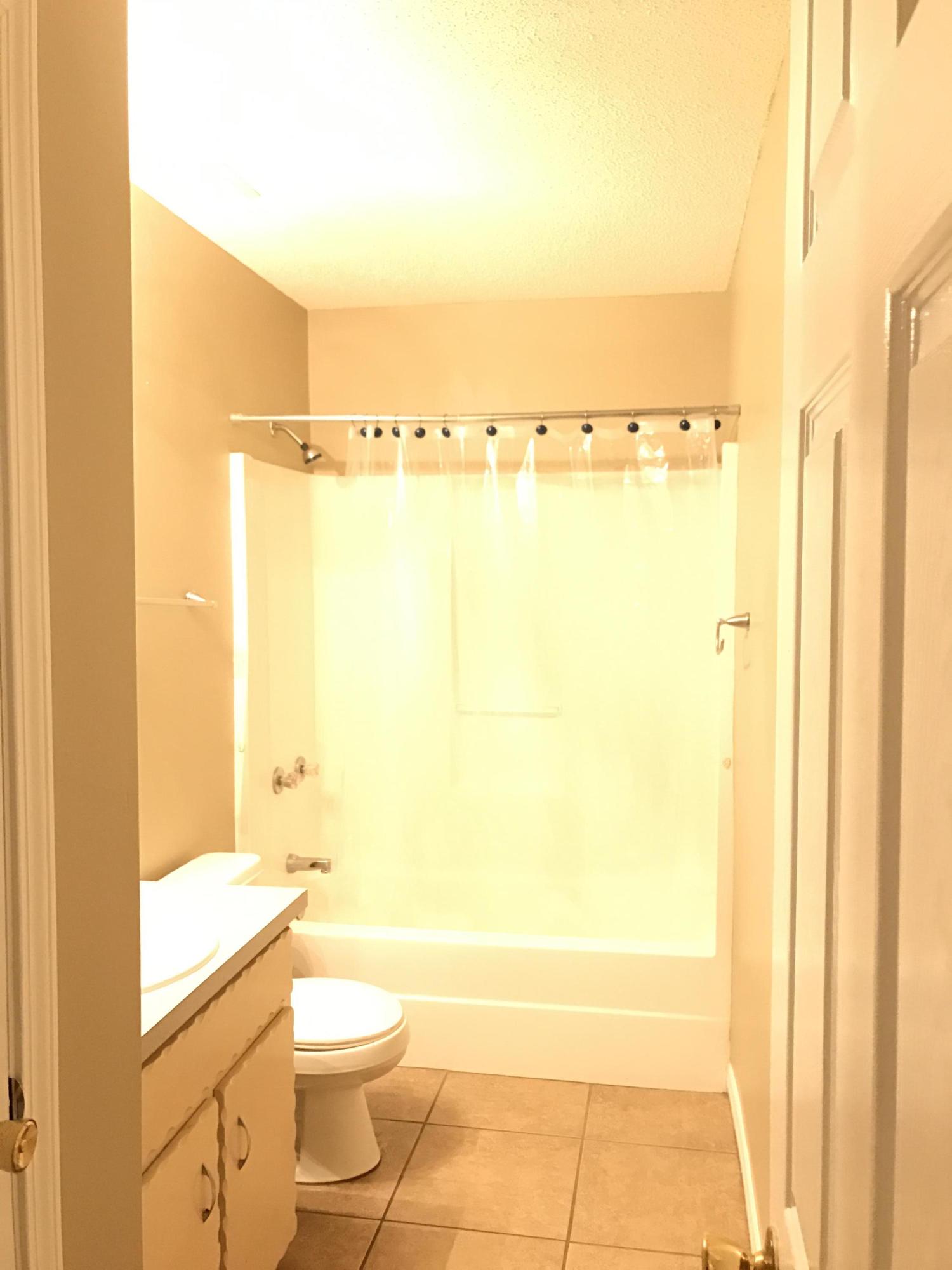 HELMS & ALLEN - Residential Lease