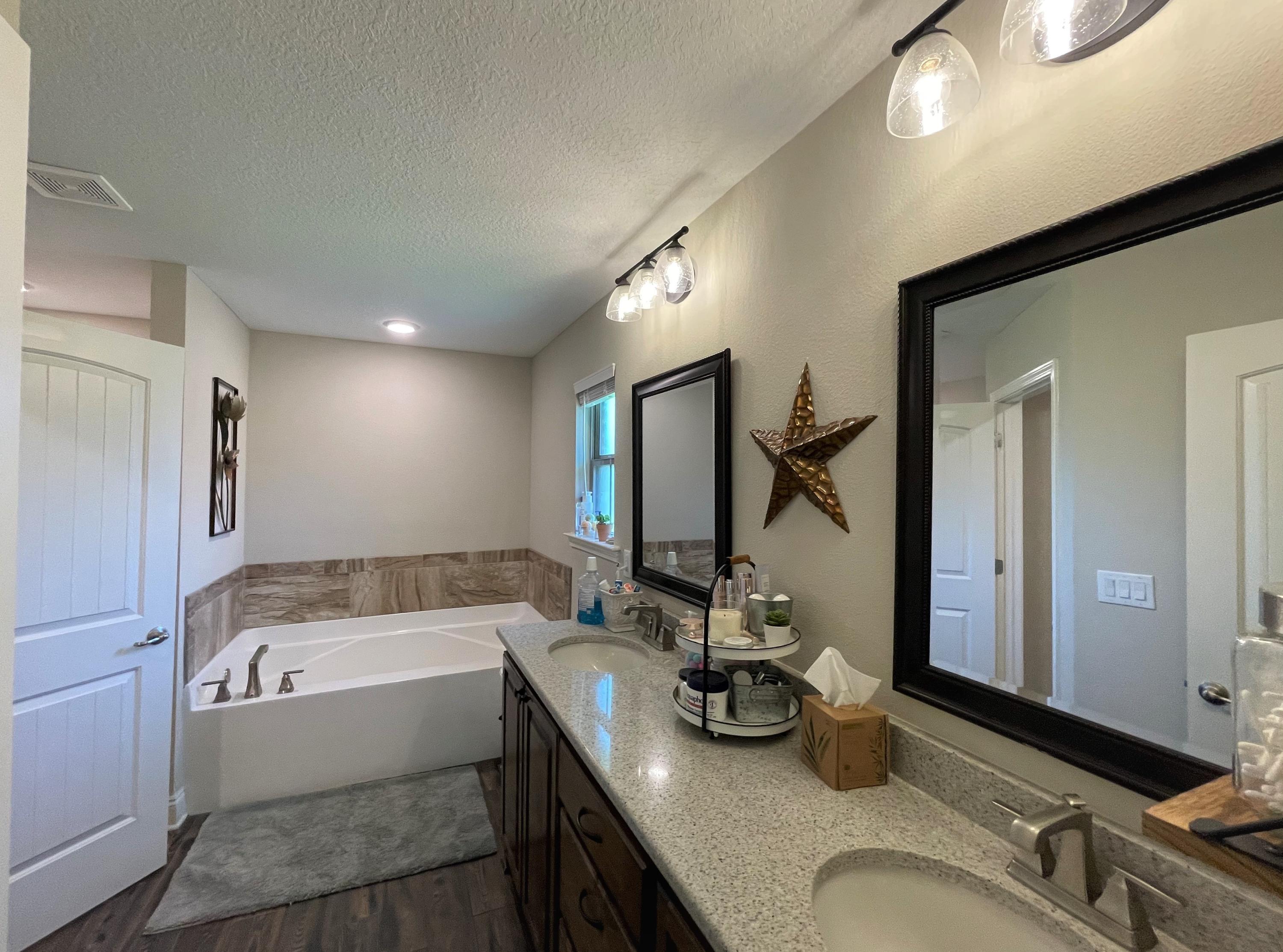 PLANTATION WOODS - Residential