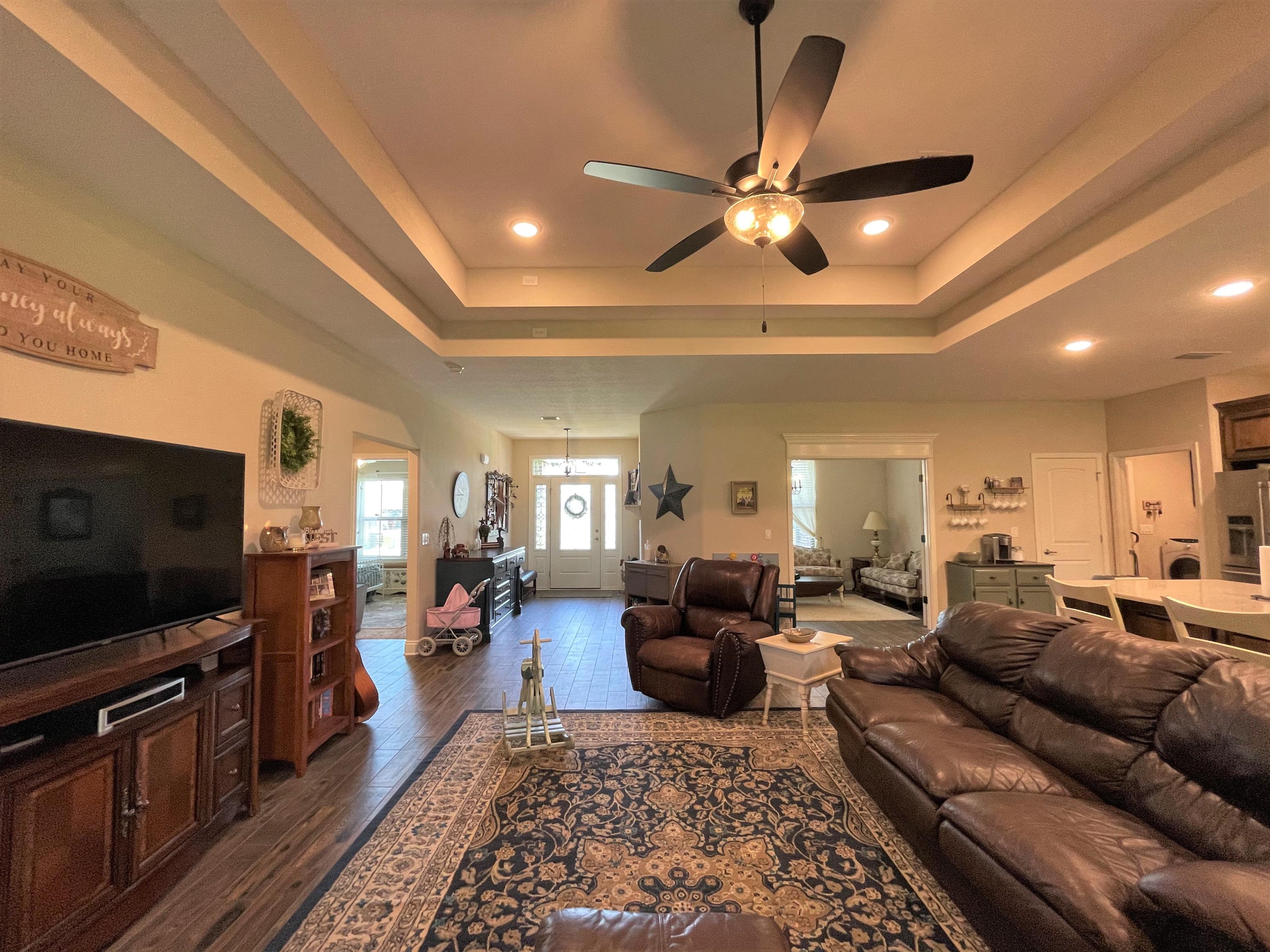 PLANTATION WOODS - Residential