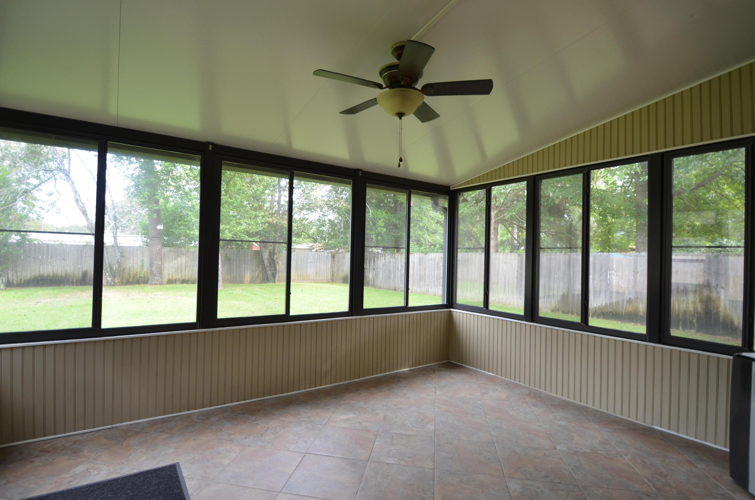 5TH ADD GARNIER BCH LOT 21 BLK 3 - Residential