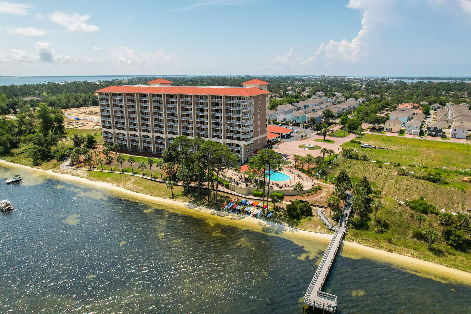 Magnolia Bay Club - Residential