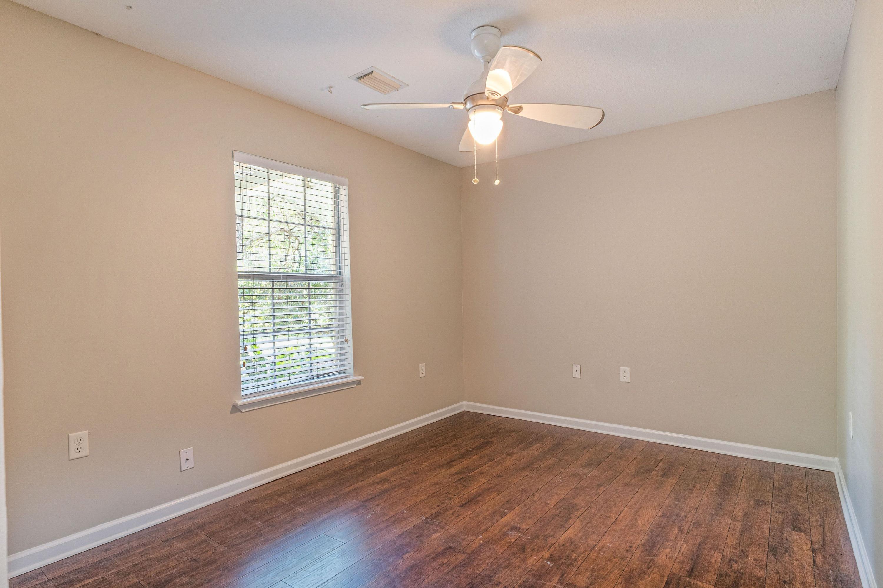 MOSSY OAKS - Residential