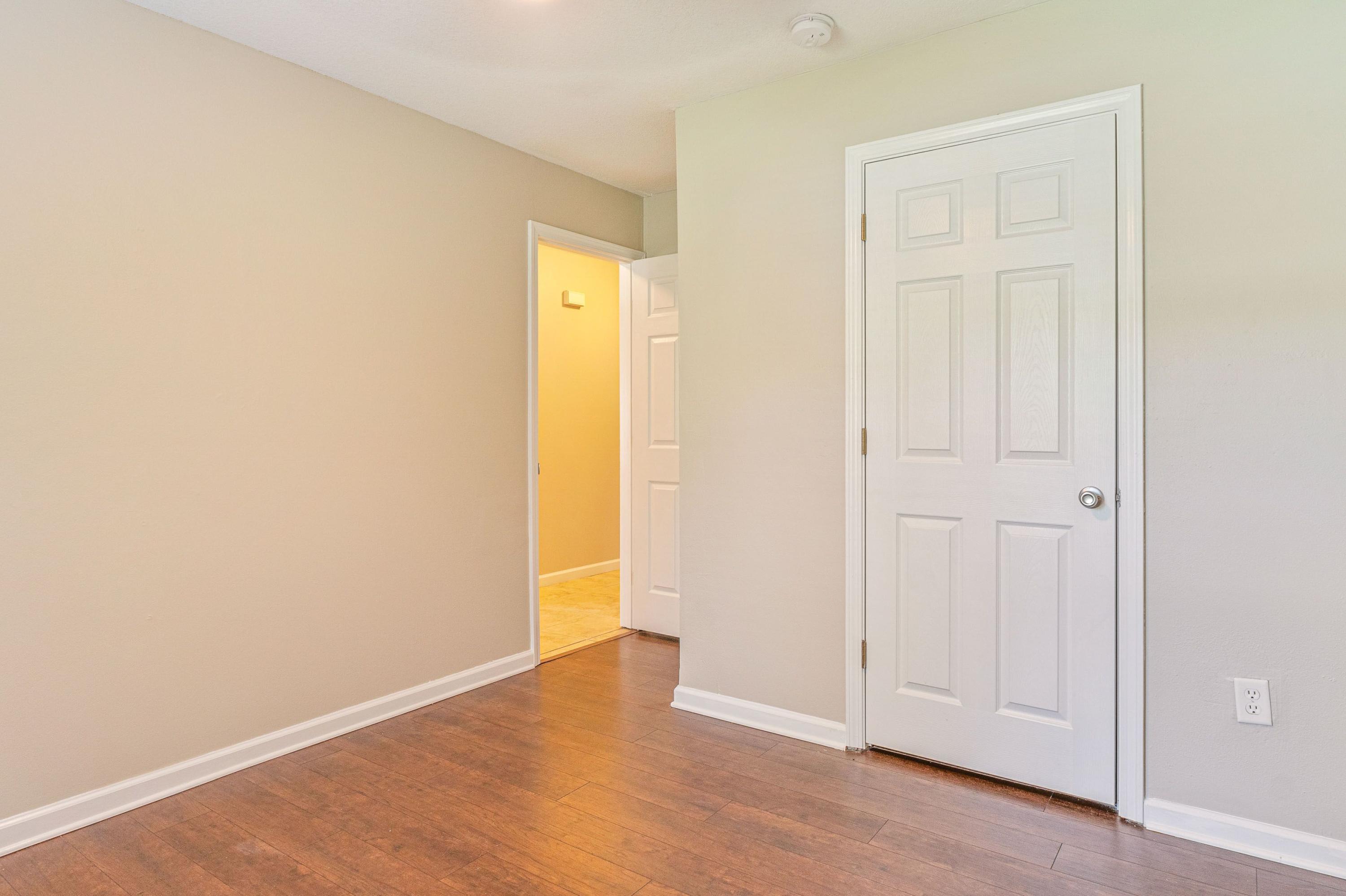 MOSSY OAKS - Residential