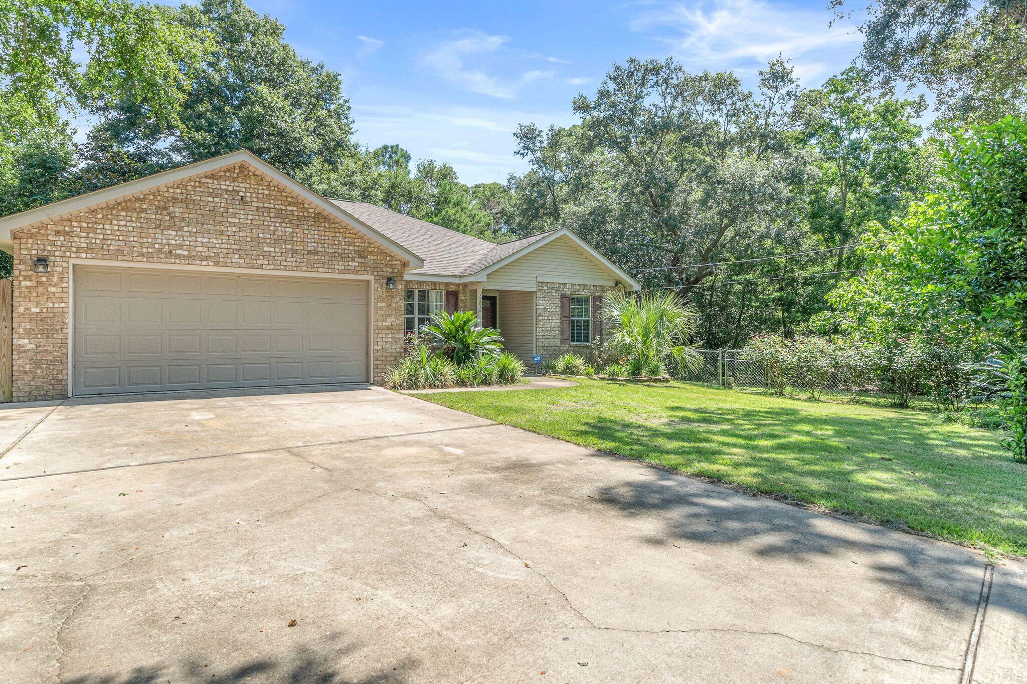 MOSSY OAKS - Residential