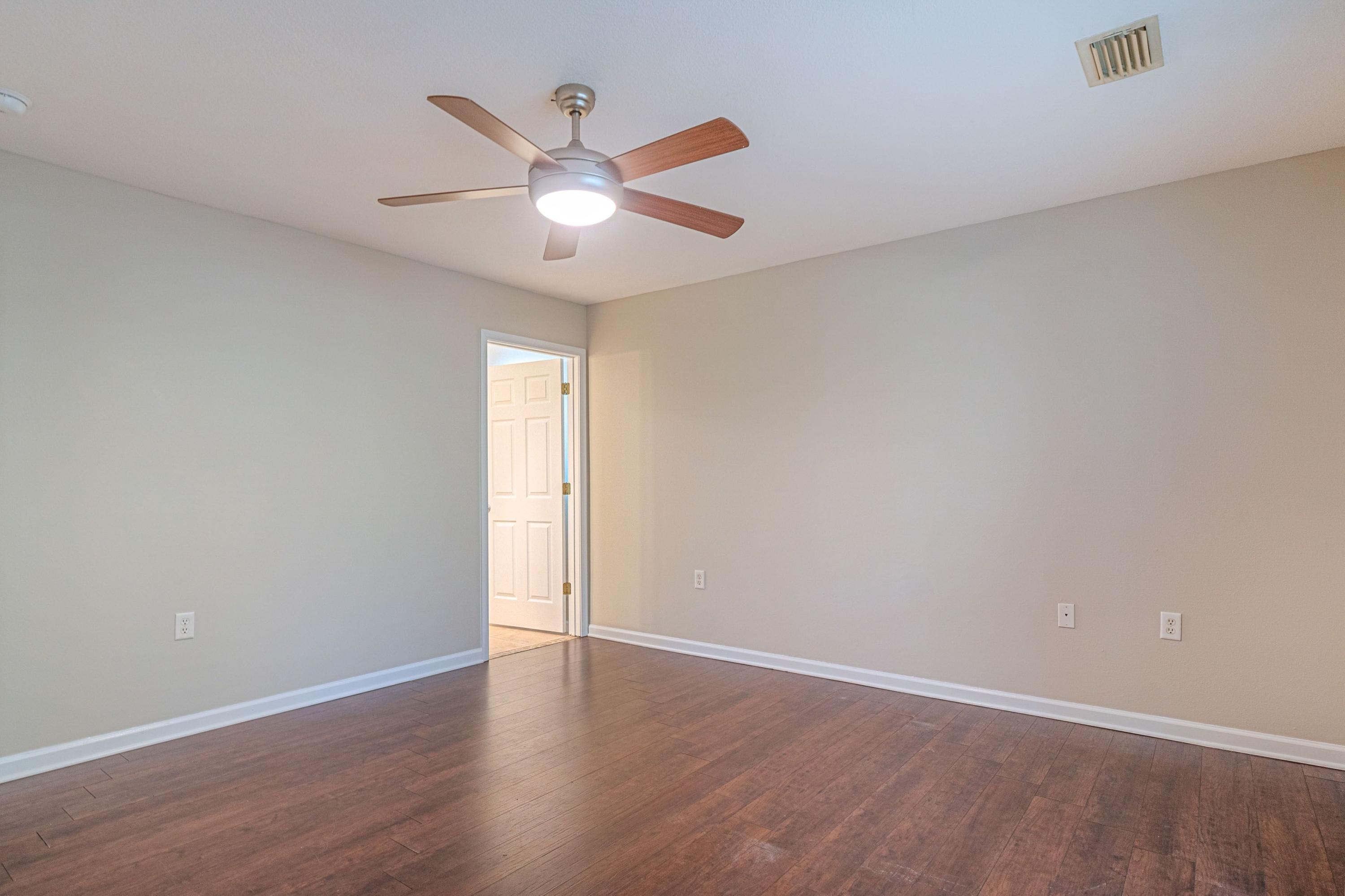 MOSSY OAKS - Residential