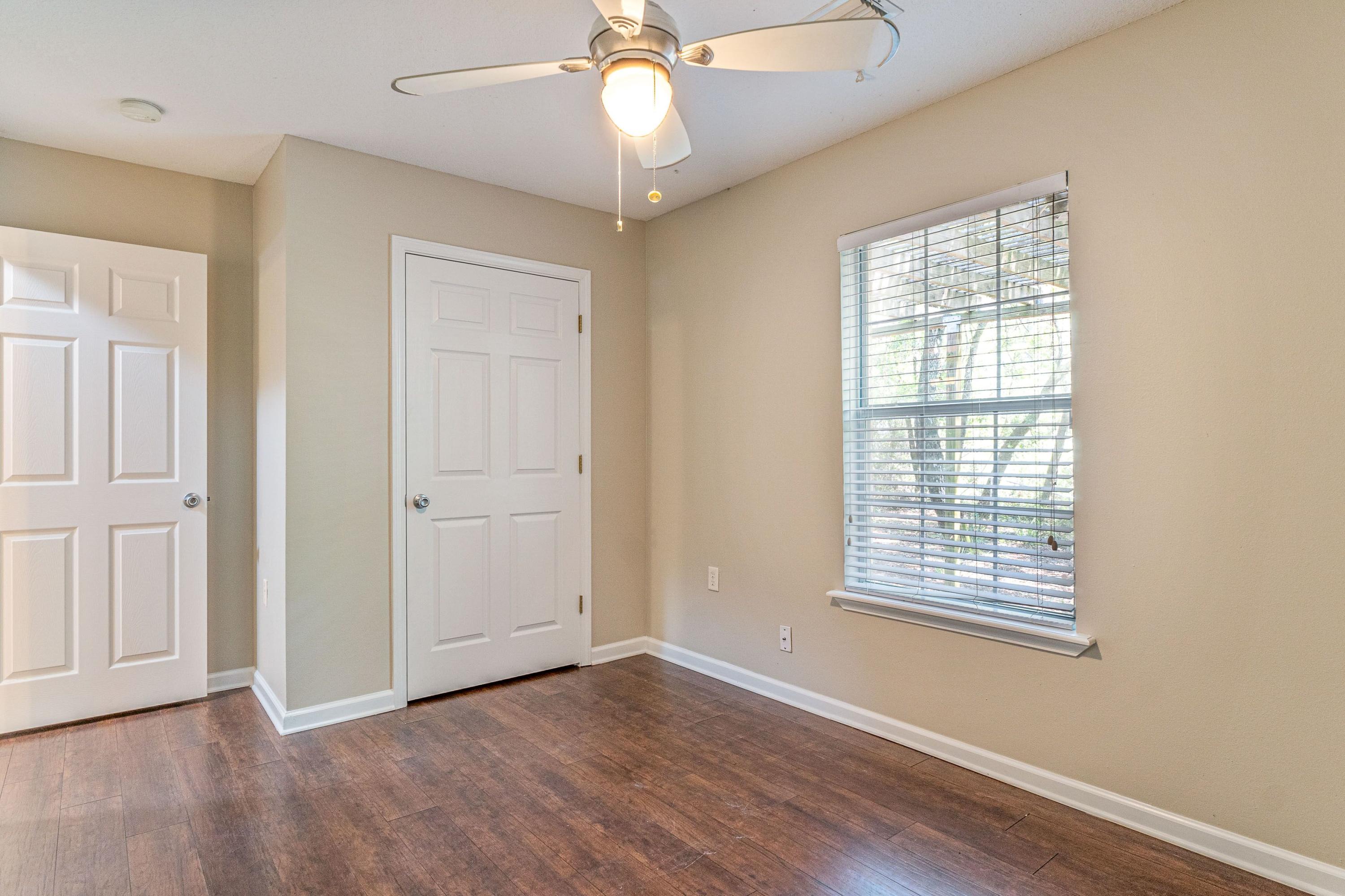 MOSSY OAKS - Residential