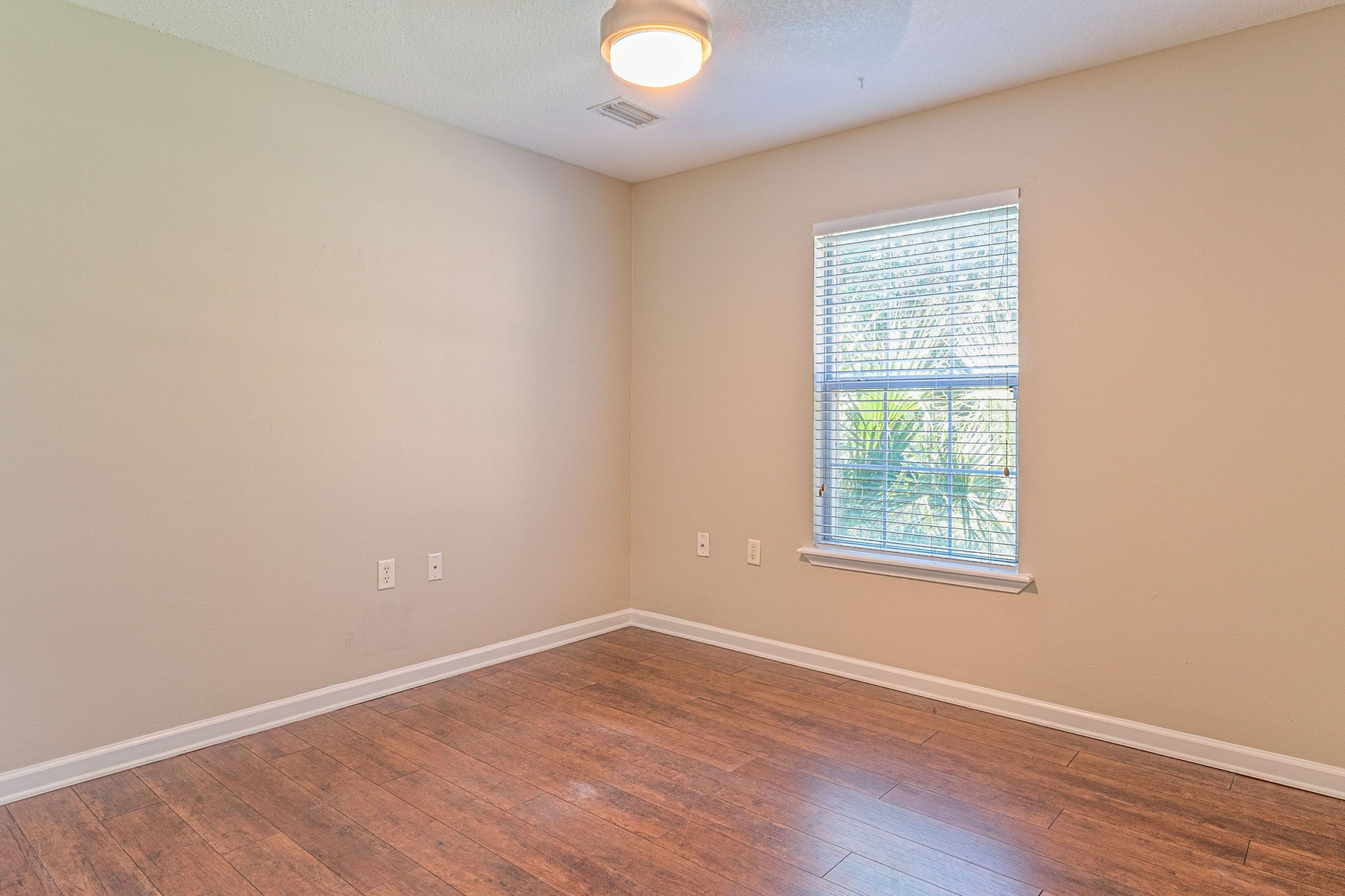 MOSSY OAKS - Residential