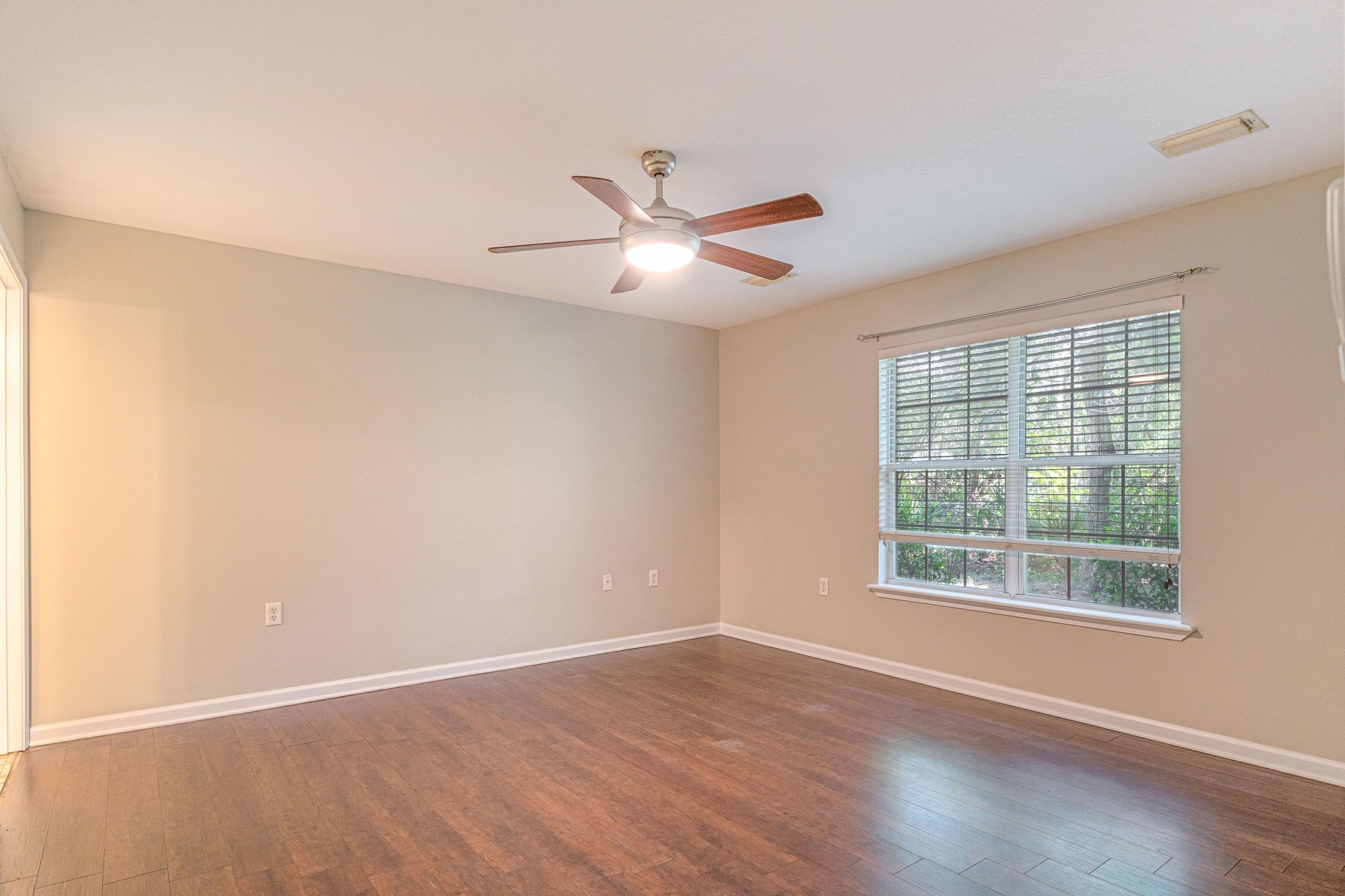 MOSSY OAKS - Residential