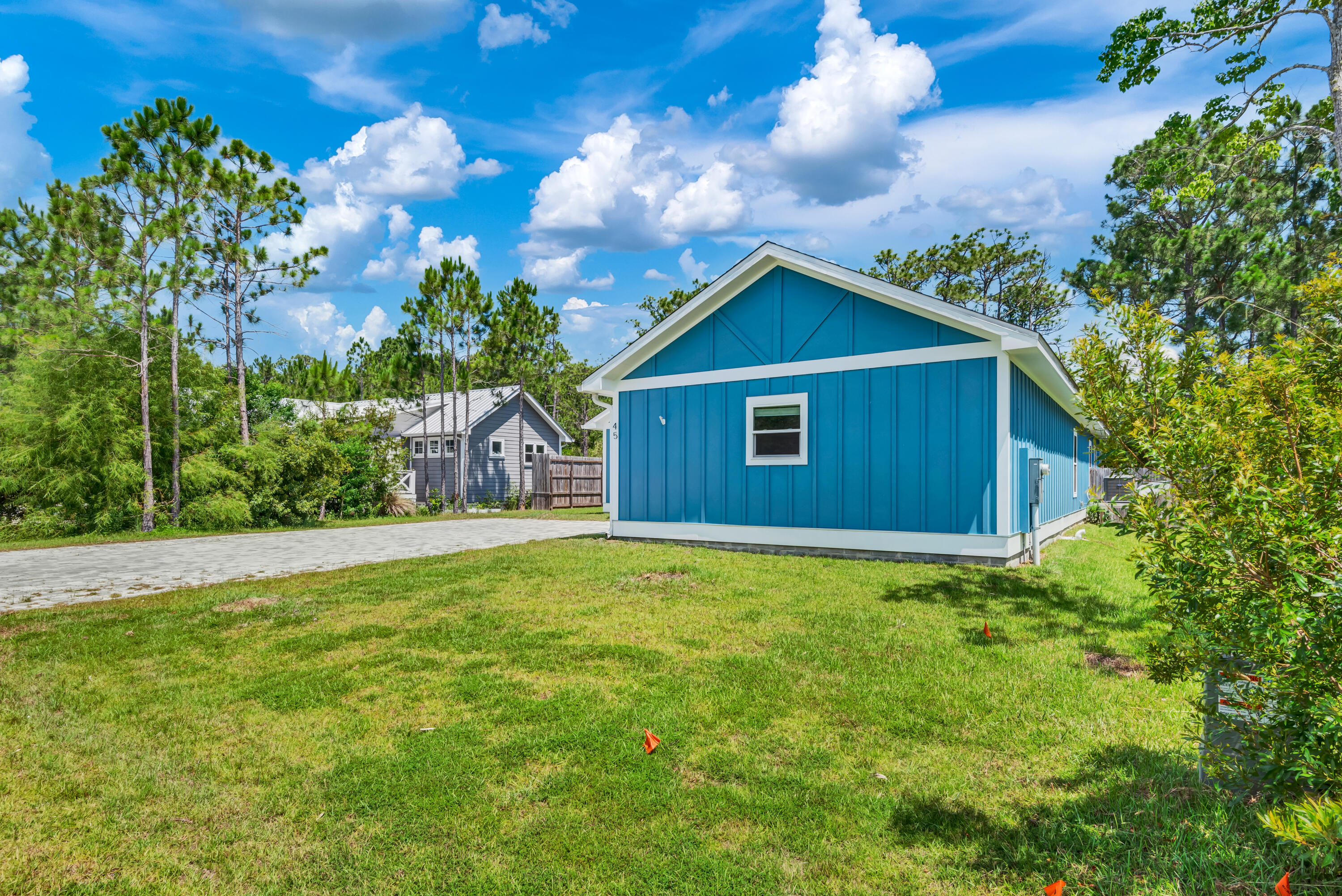 SEA PINES - Residential