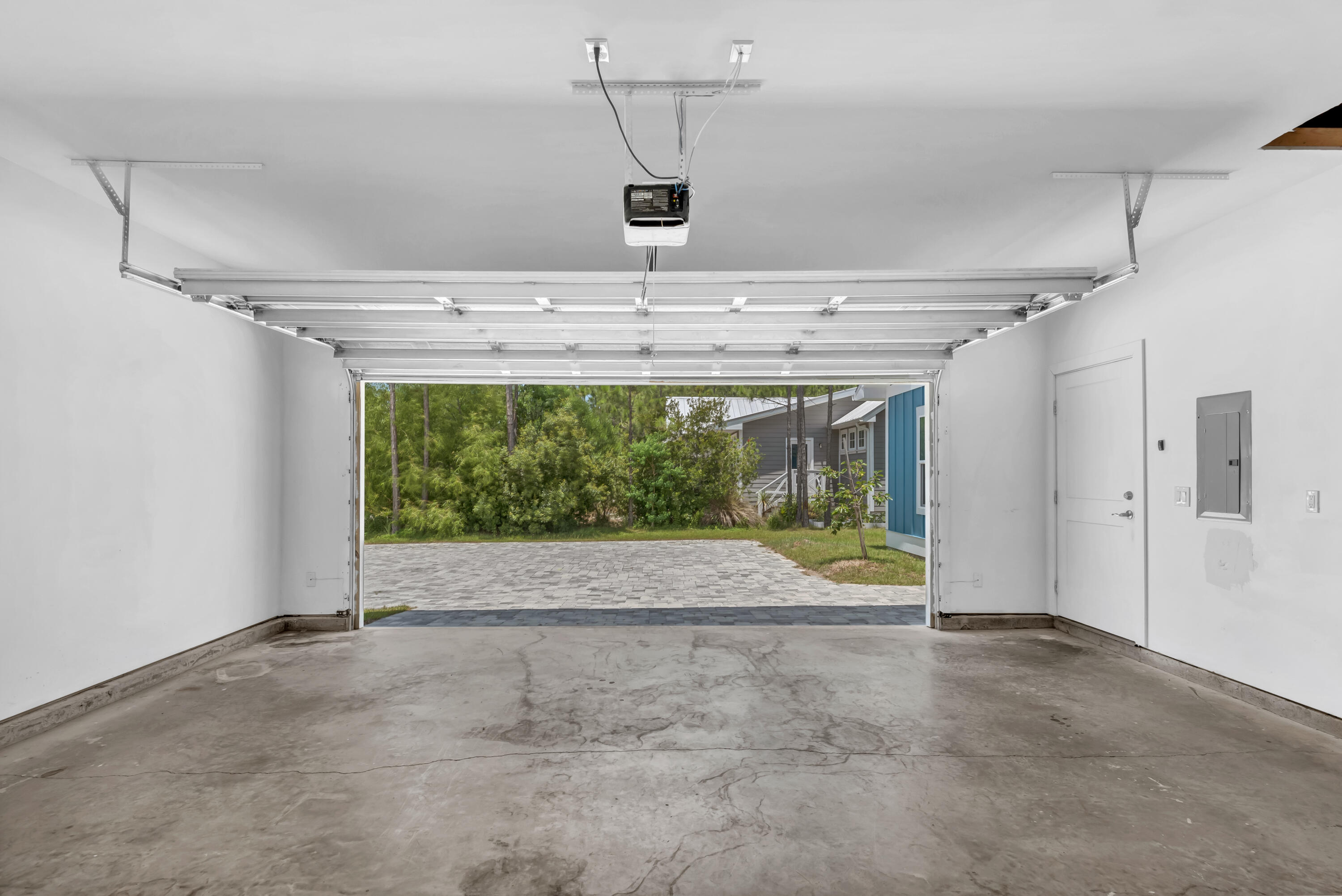 SEA PINES - Residential