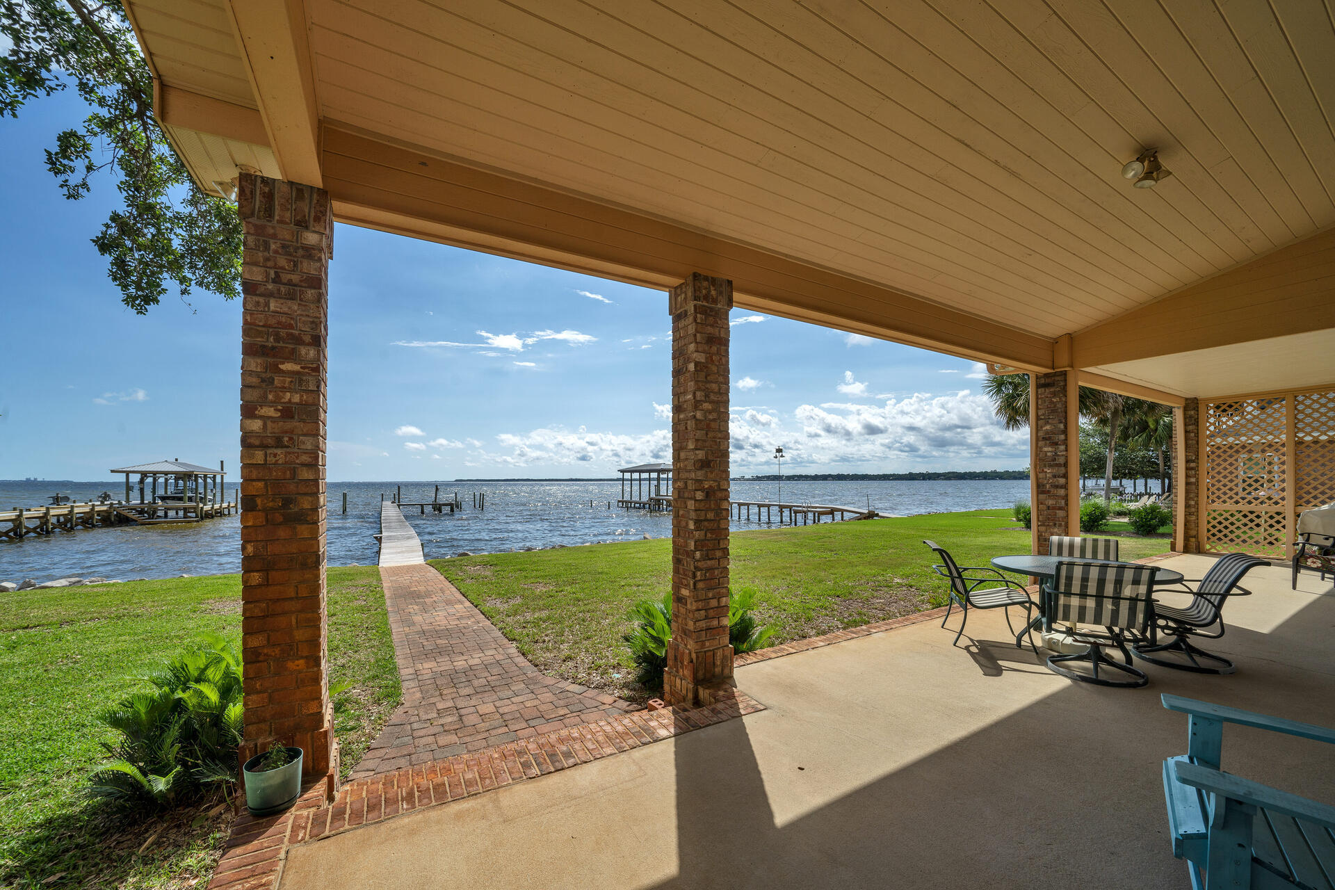 WINDWARD PH 1 BLUEWATER BAY - Residential