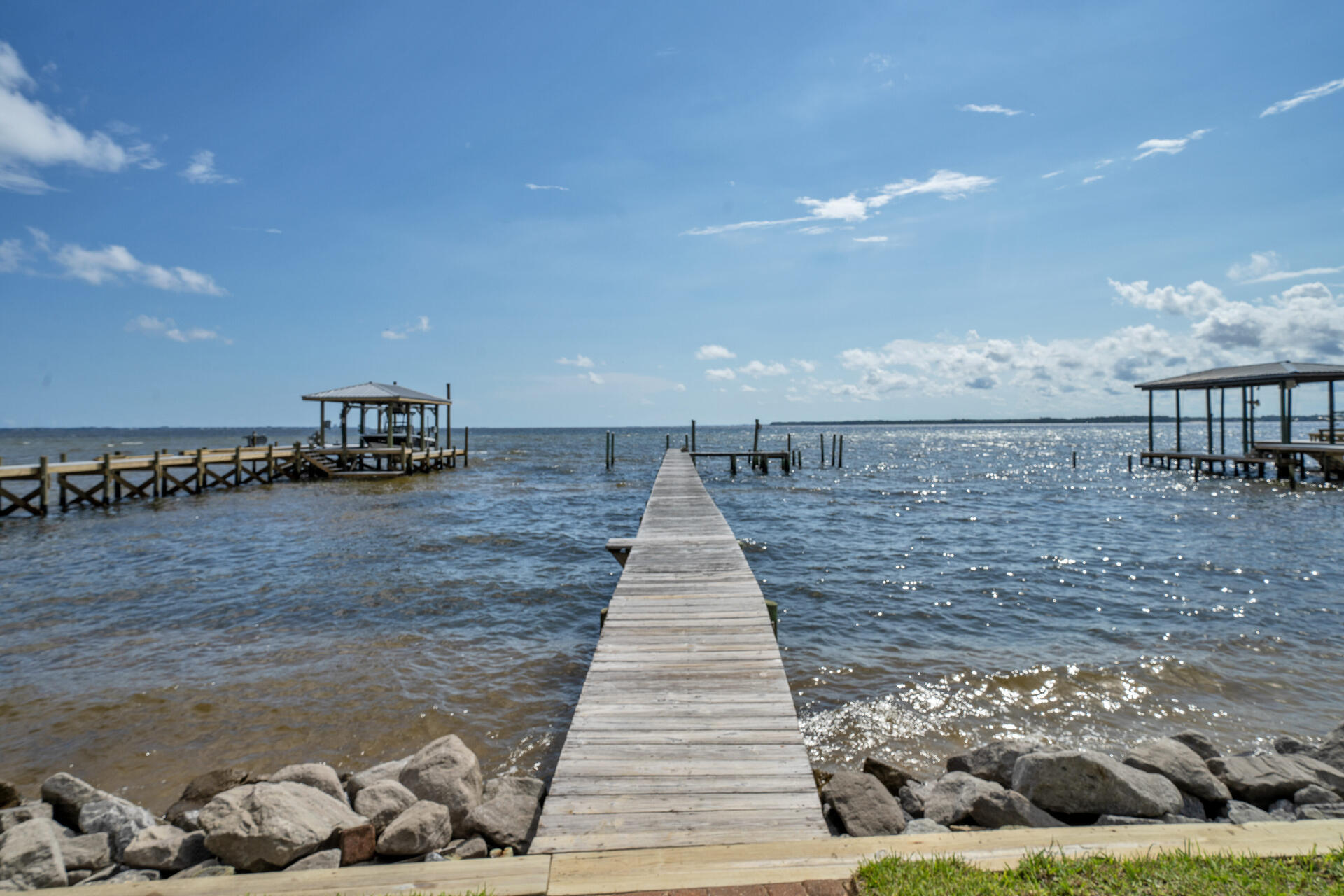 WINDWARD PH 1 BLUEWATER BAY - Residential