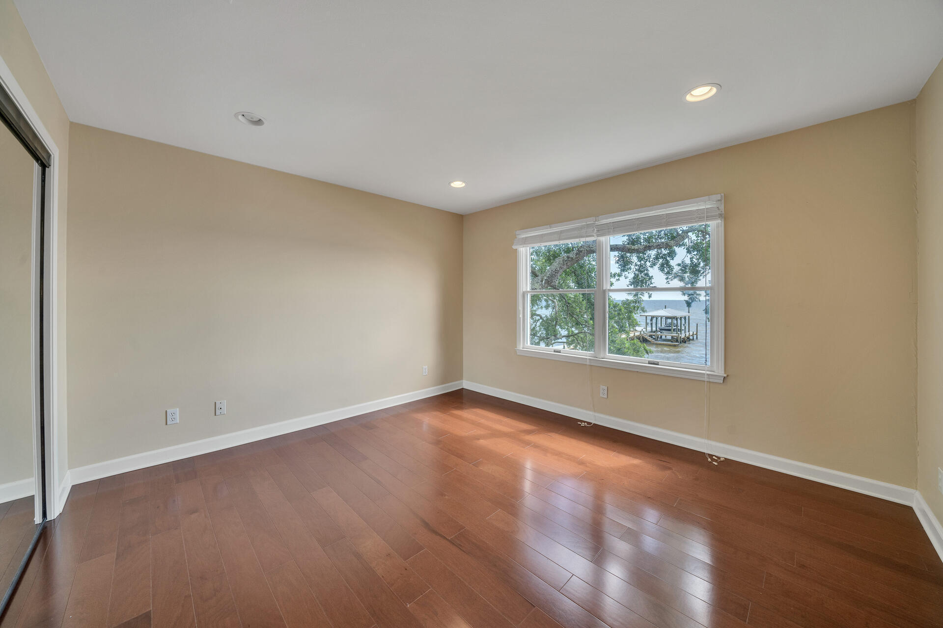 WINDWARD PH 1 BLUEWATER BAY - Residential