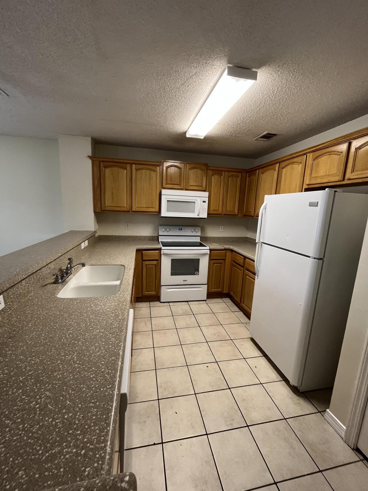 SHILOH PLACE T/H - Residential Lease