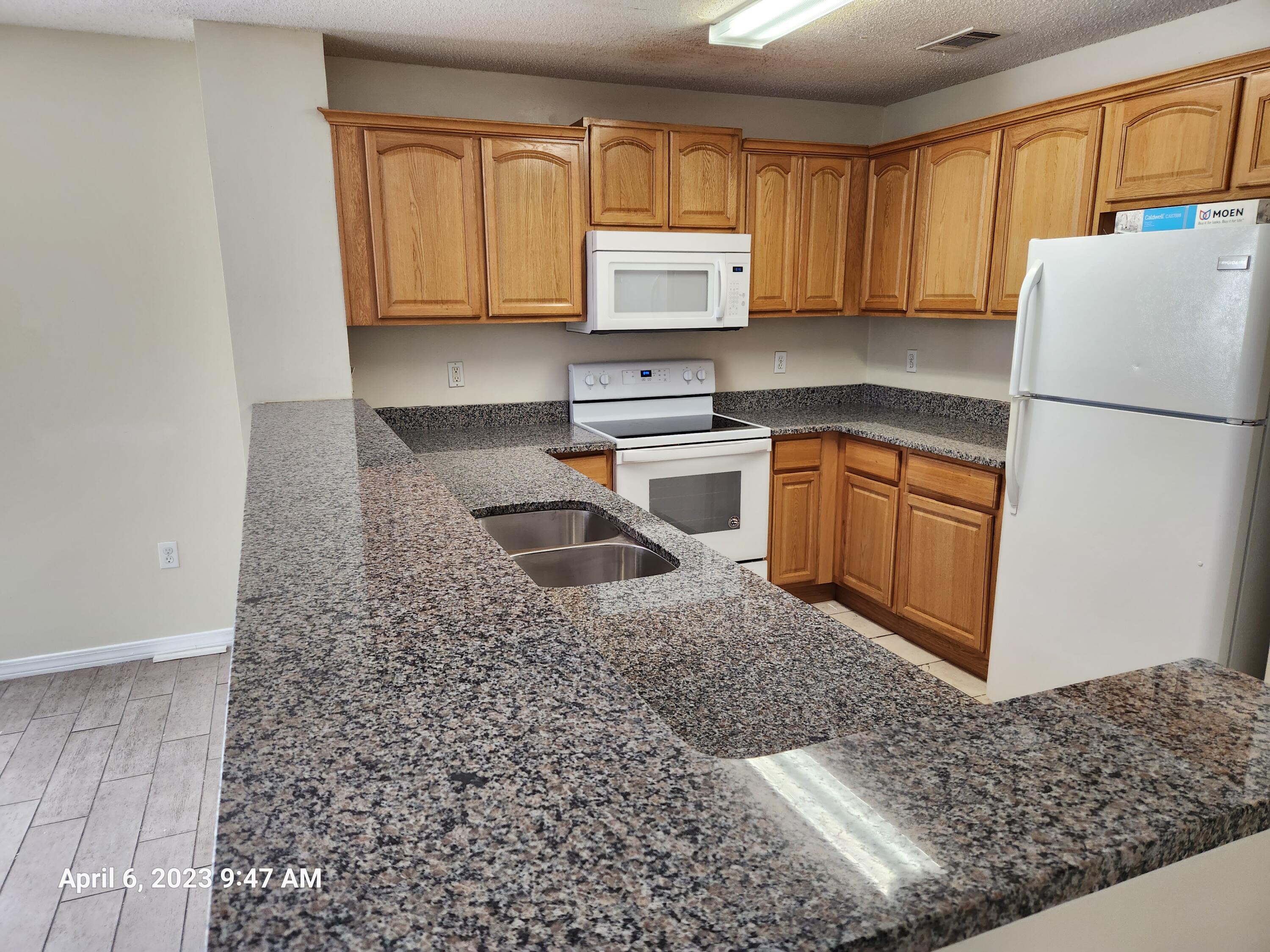 SHILOH PLACE T/H - Residential Lease