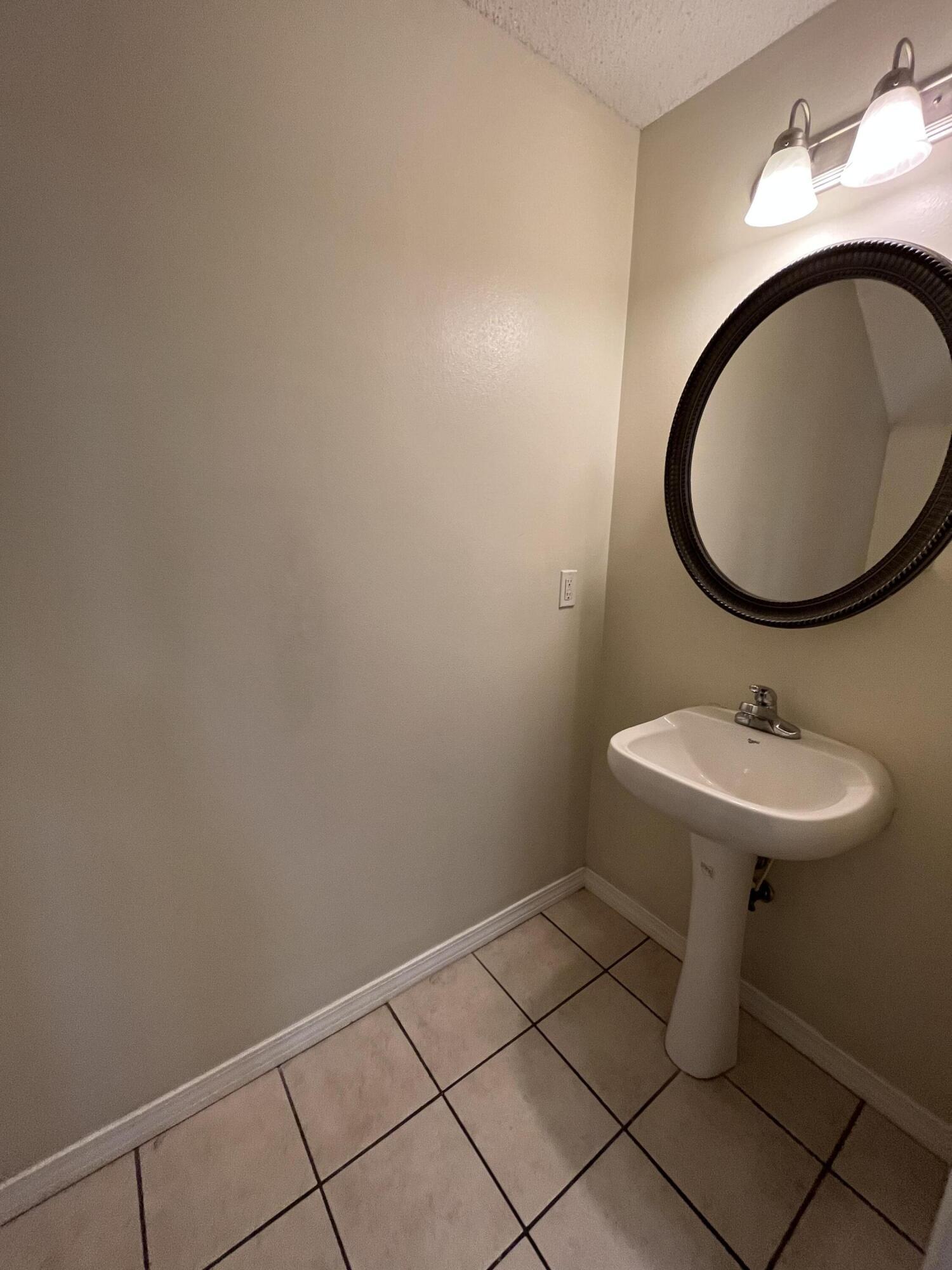 SHILOH PLACE T/H - Residential Lease