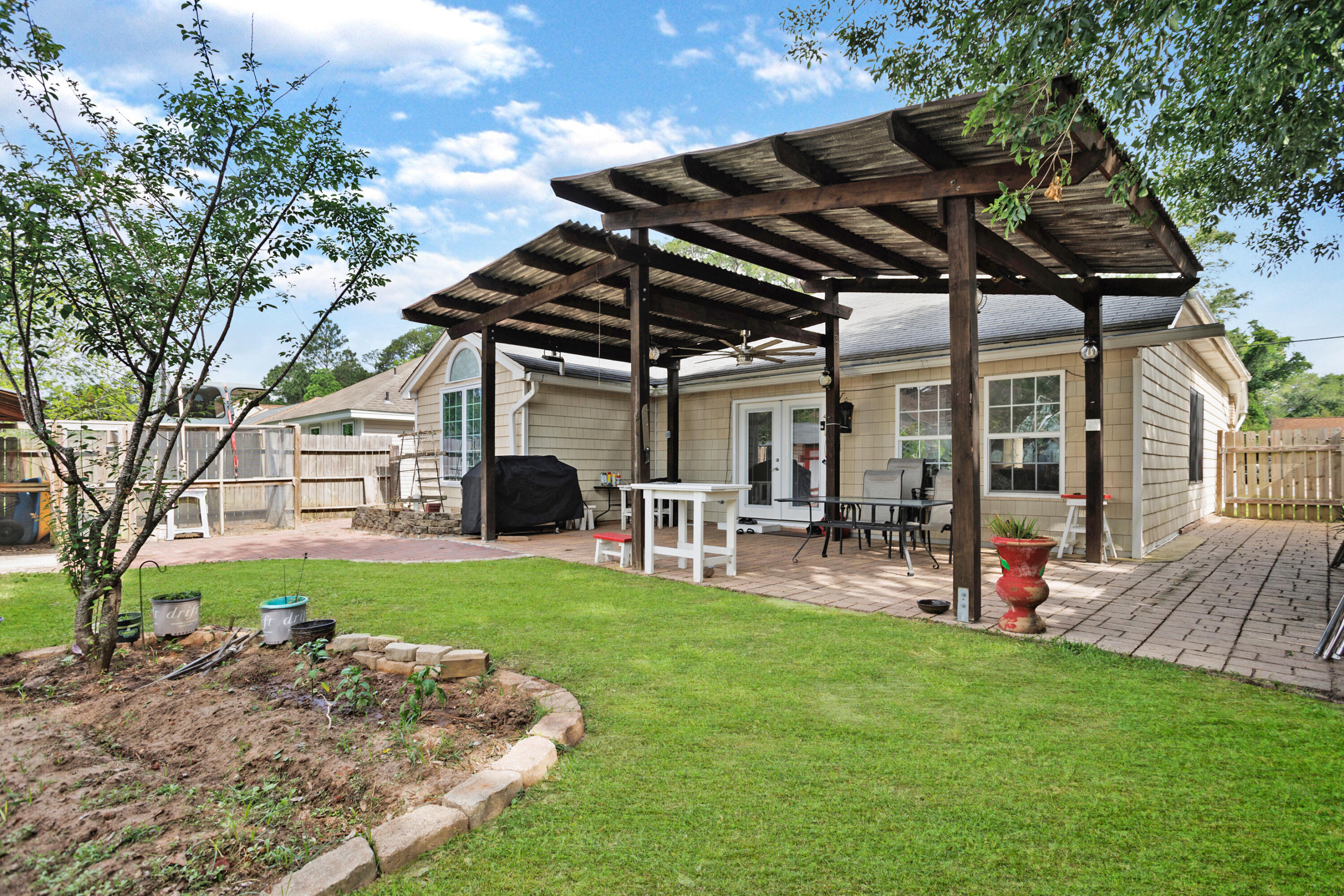 NORTHERN PINES - Residential