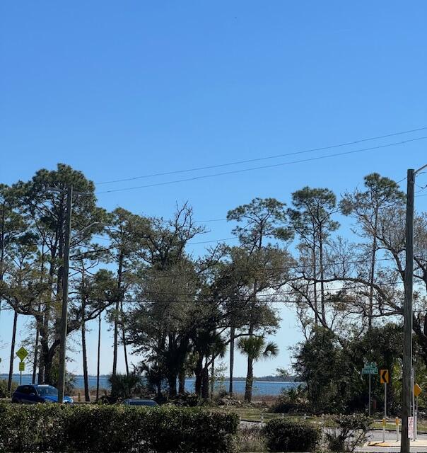 Landmark Condominiums on Saint Andrew's Bay - Residential