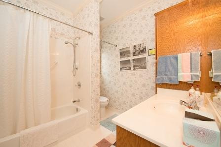 OAKMONT PLACE - Residential