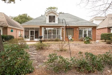 OAKMONT PLACE - Residential