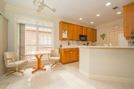 OAKMONT PLACE - Residential