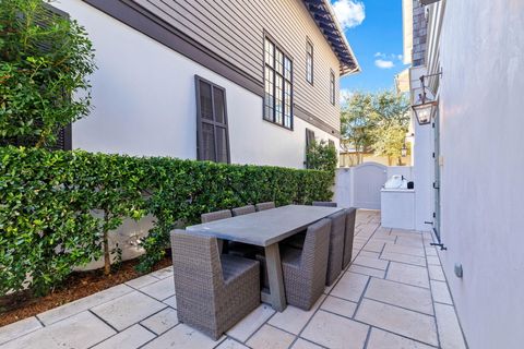 A home in Rosemary Beach