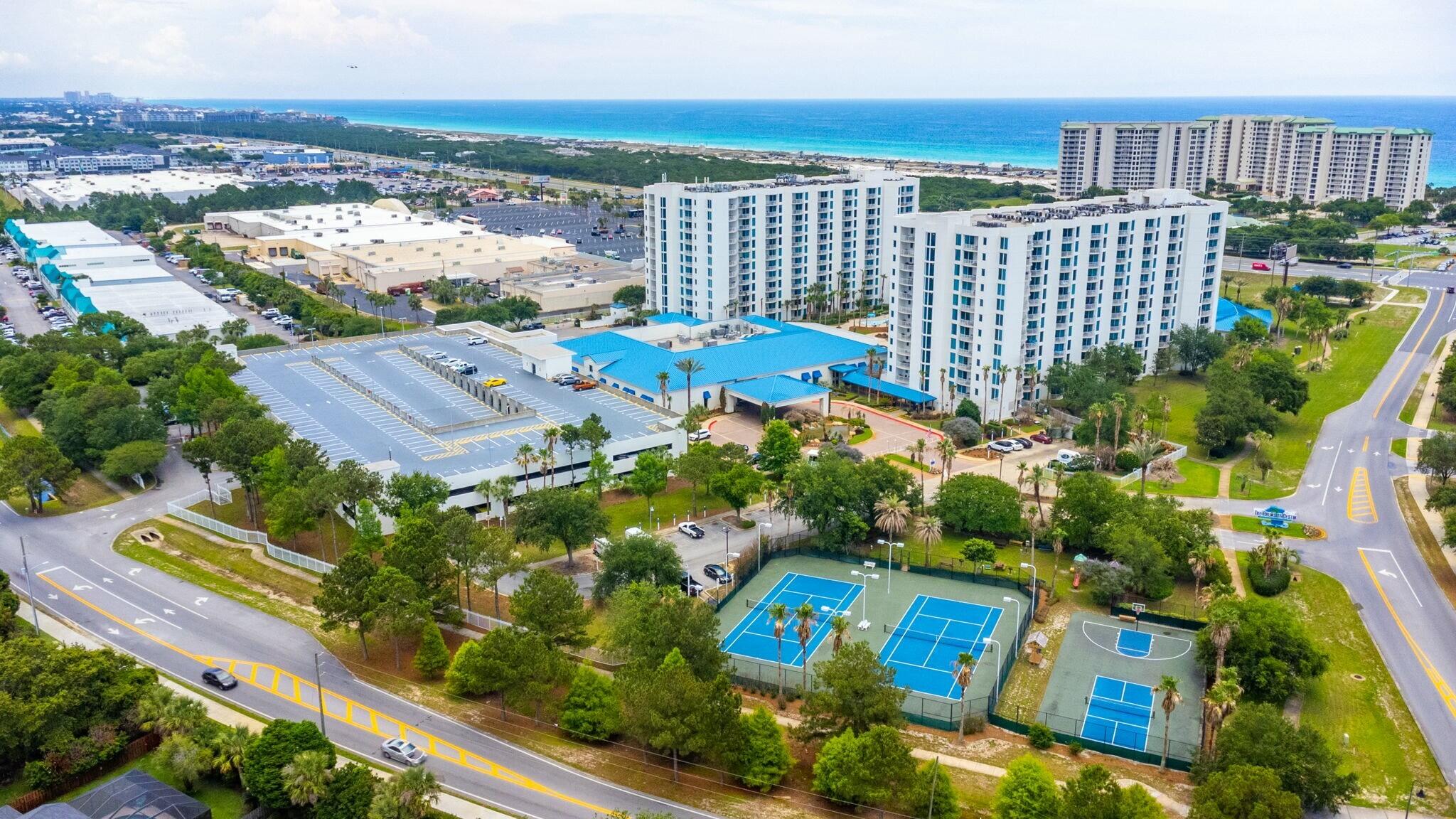 THE PALMS OF DESTIN - Residential