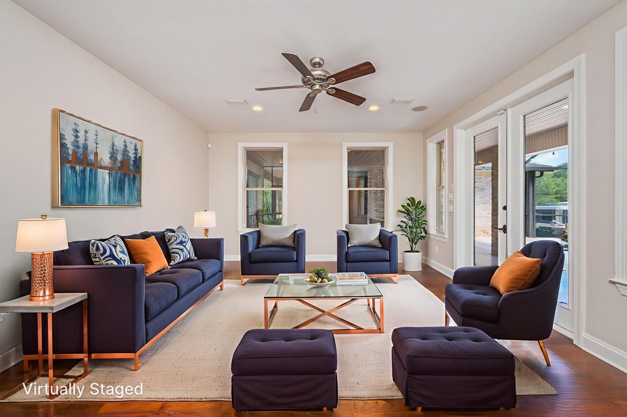 WOODLAND SHORES - Residential