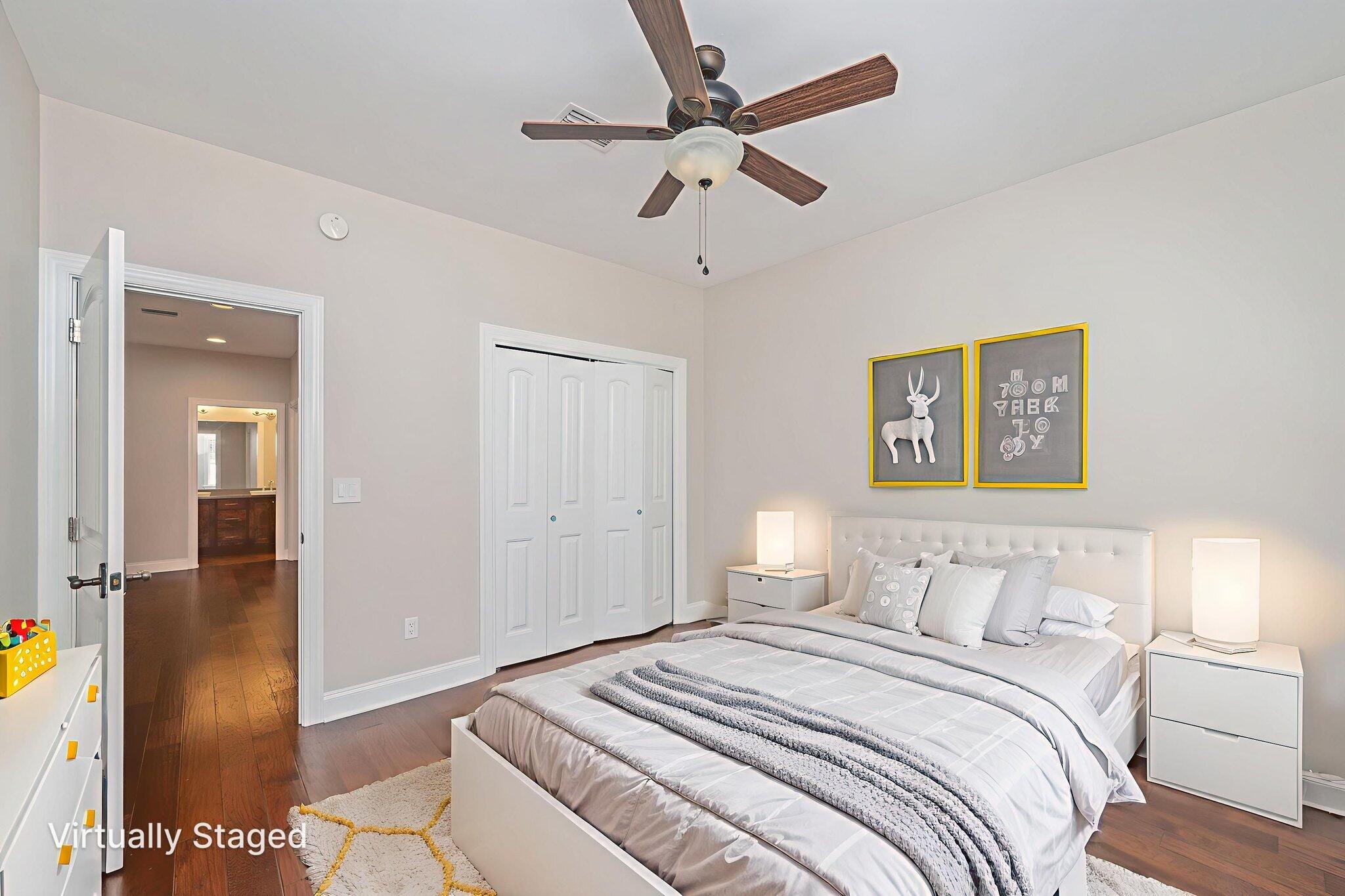 WOODLAND SHORES - Residential