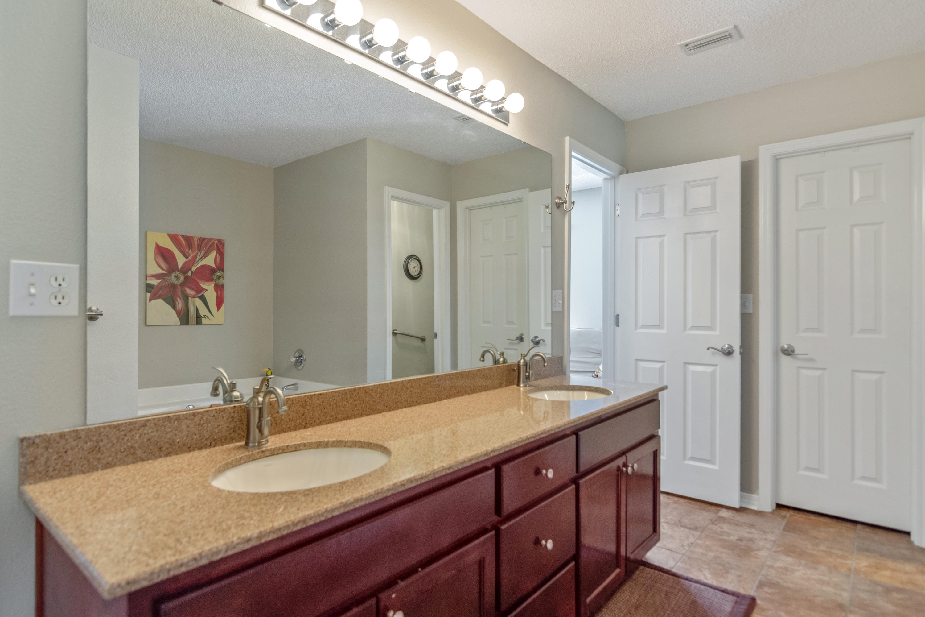 LEE FARMS PH I - Residential